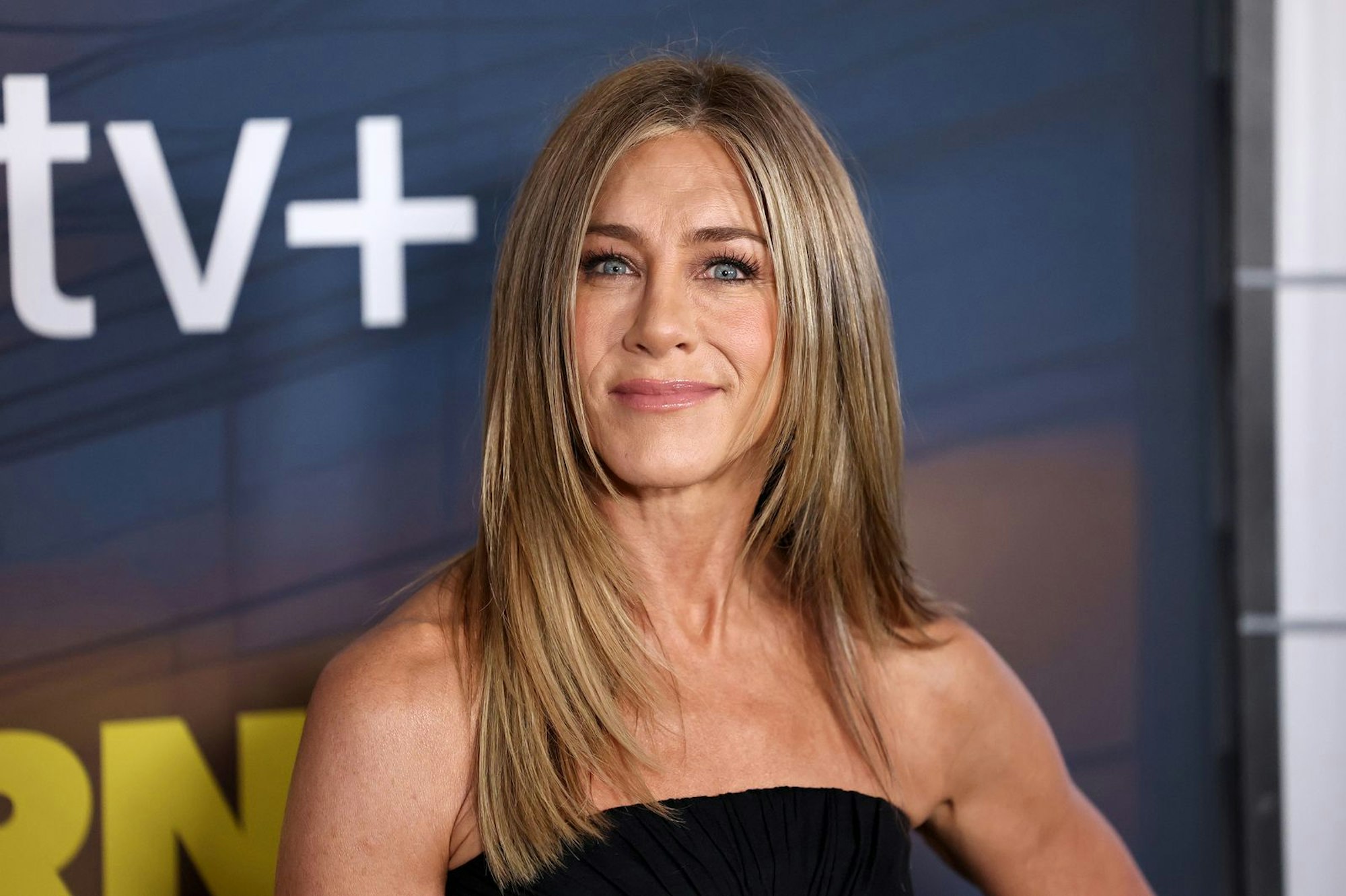 Jennifer Aniston ist offiziell wieder in festen Händen. (Bild: 2025 Getty Images/Jamie McCarthy)
