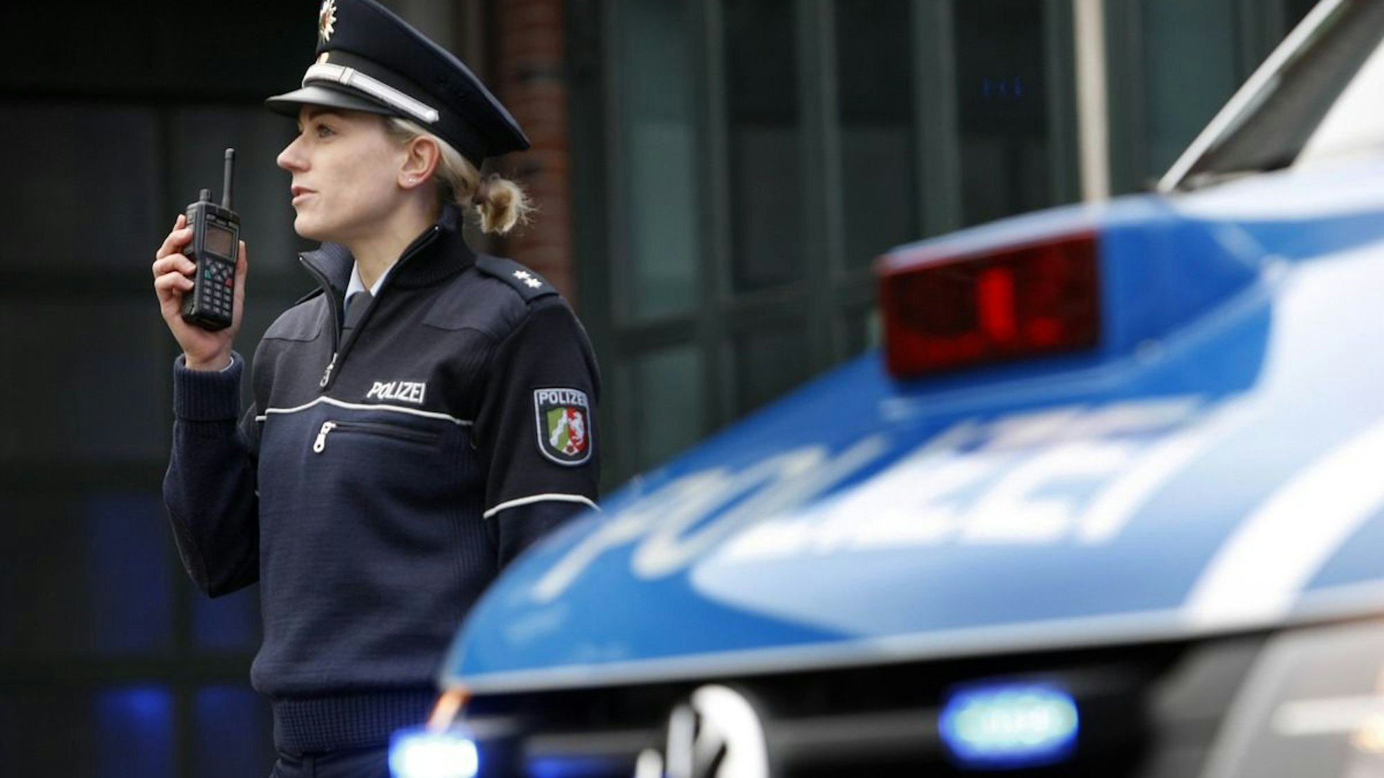 Polizei Mettmann: Jugendliche angegriffen, Tatverdächtige gestellt