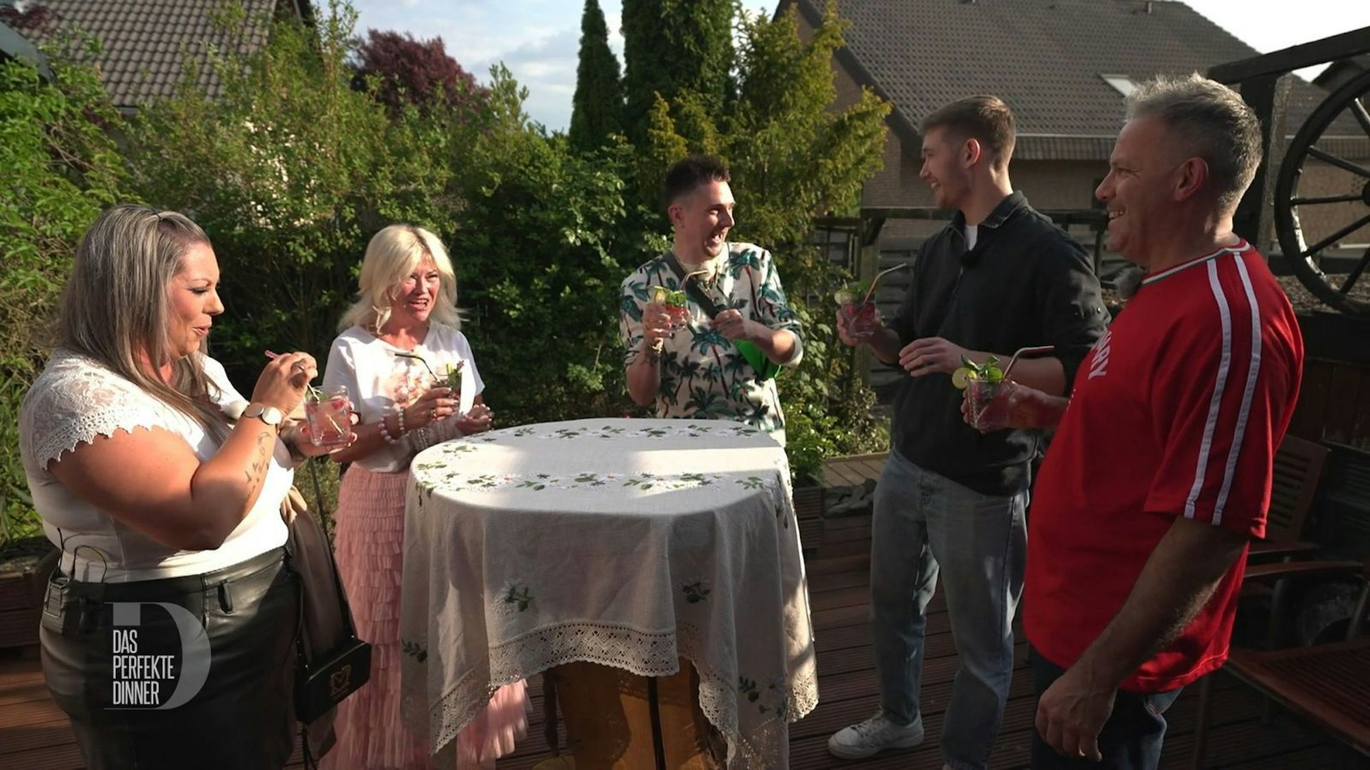 Sture Ostwestfalen? Nicht in dieser Runde. Von links: Steffi, Betty, Marc, Morris und István.
 (Bild: RTL)