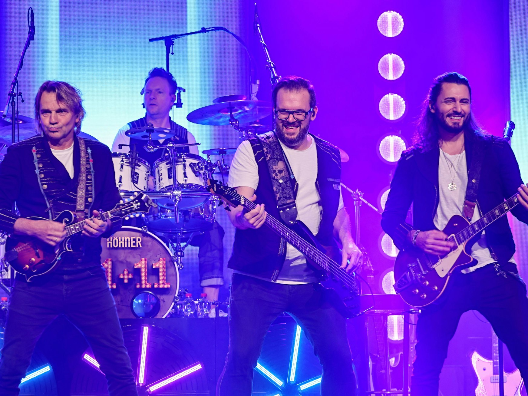 Die Höhner-Musiker beim Konzert in Köln.