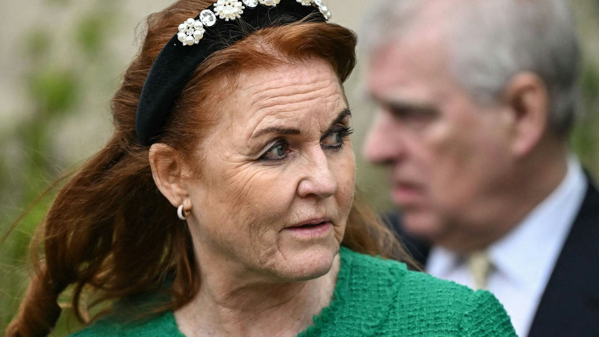 Sarah „Fergie“ Ferguson schaut zur Seite.