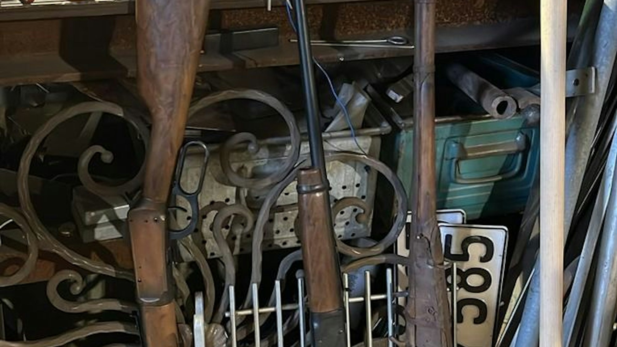 Waffenfund bei einem 77-jährigen Mann in Solingen.