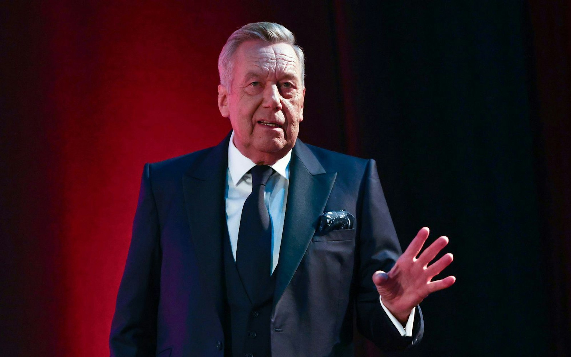 Roland Kaiser sagt Goodbye - zumindest zur TV-Übertragung seiner „Kaisermania“-Shows. (Bild: 2025 Getty Images/Joshua Sammer)