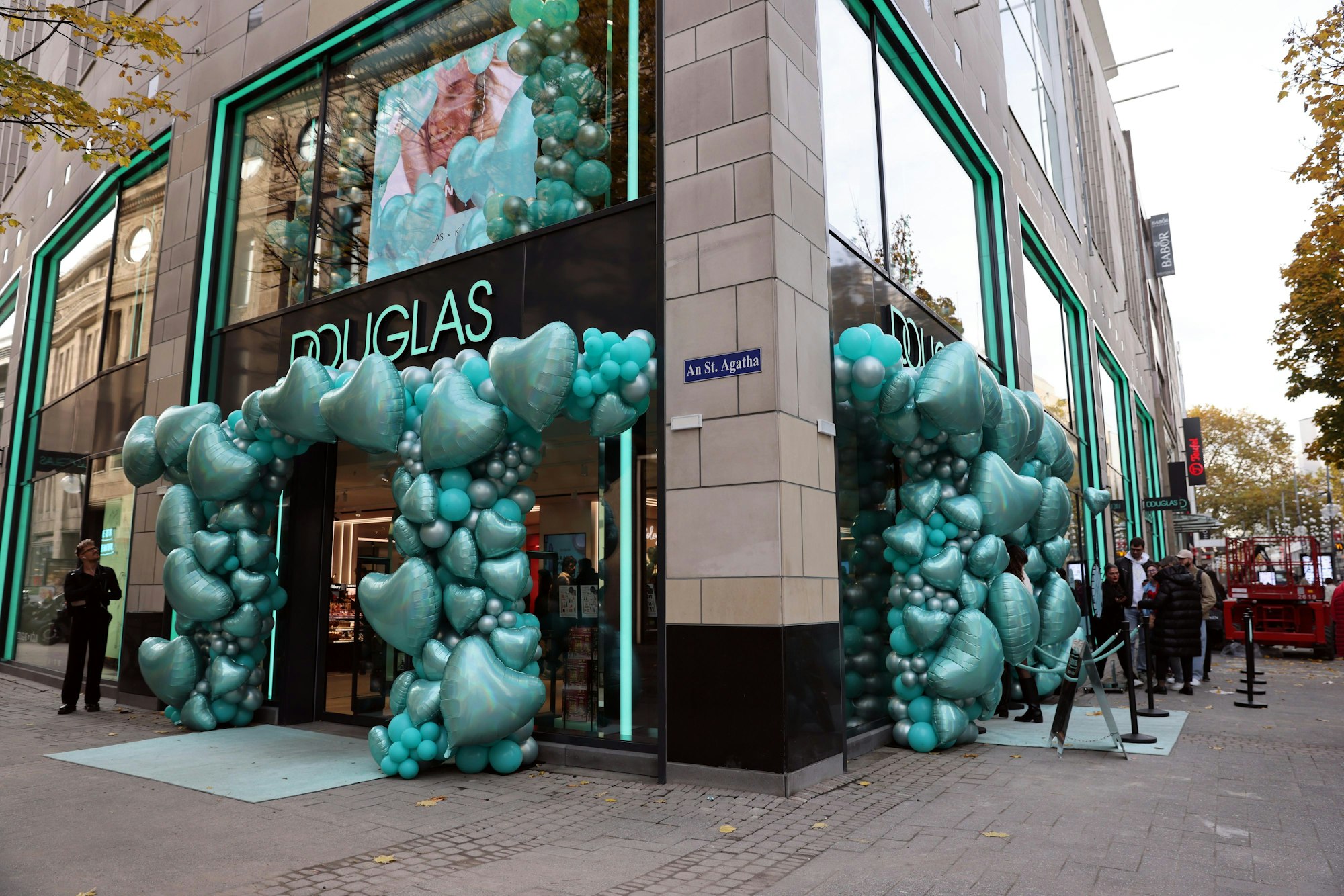 Köln, RSK, Douglas-Filiale auf der Schildergasse