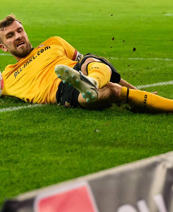 Lars Bünning während einem Spiel von Dynamo Dresden.