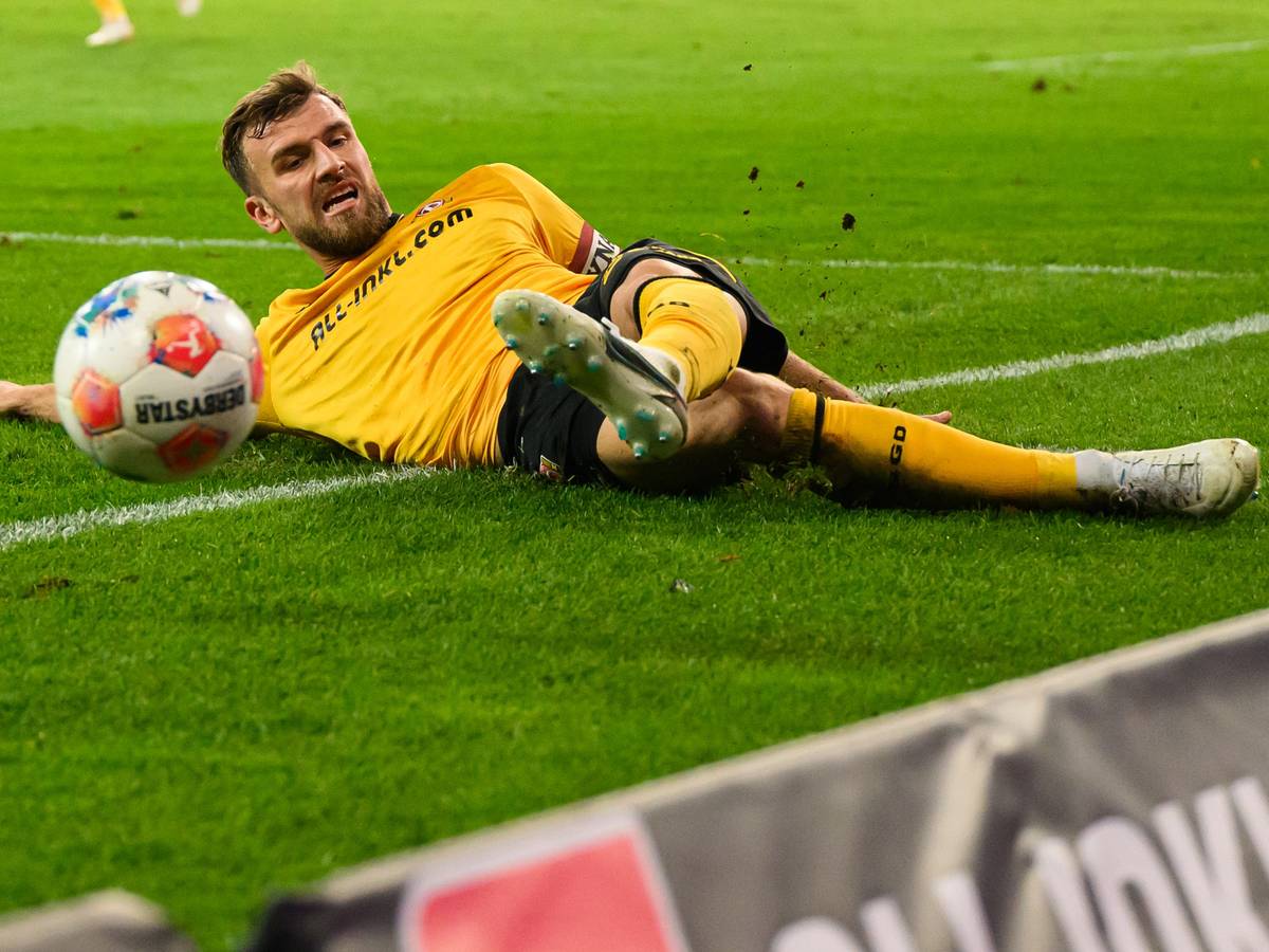 Lars Bünning während einem Spiel von Dynamo Dresden.