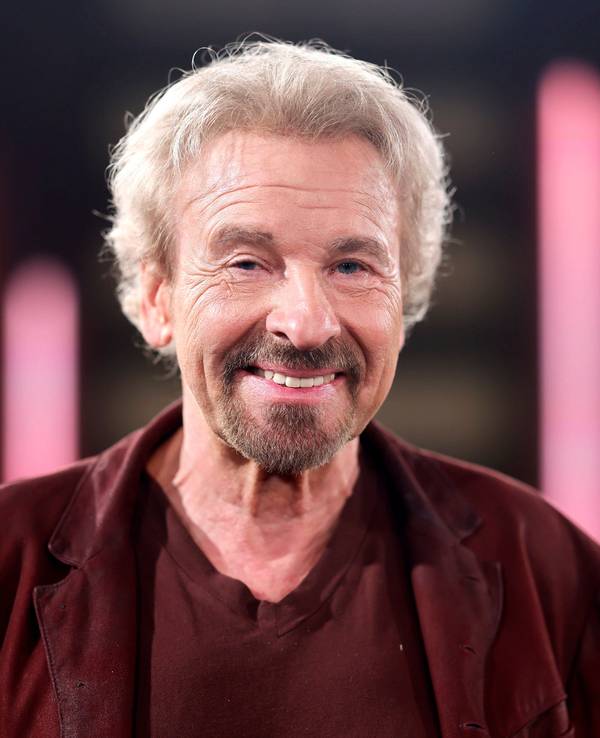 Thomas Gottschalk (hier im Oktober 2024 beim „Kölner Treff“) ist zu Gast in einer Samstagabend-Show im ZDF.