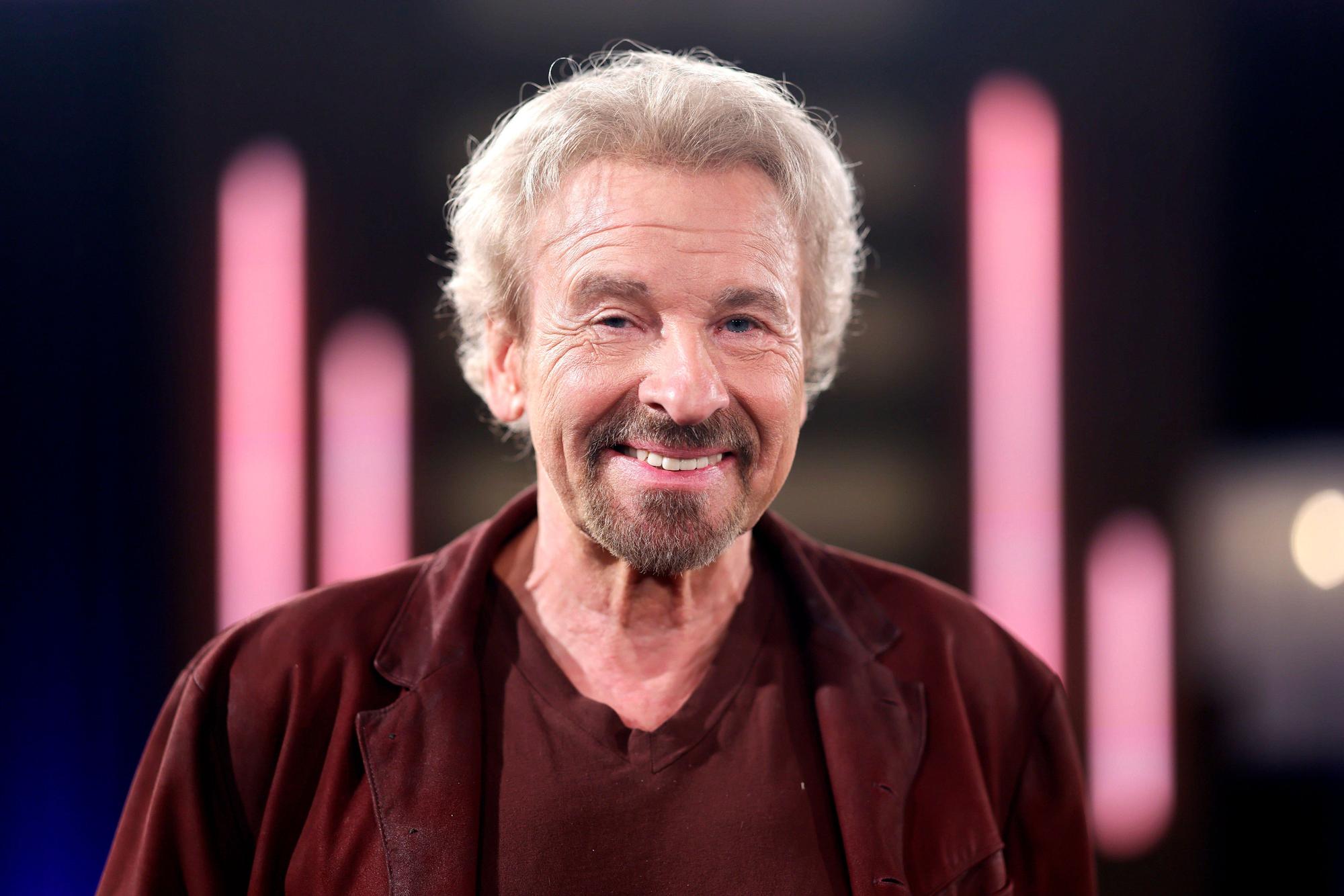 Thomas Gottschalk (hier im Oktober 2024 beim „Kölner Treff“) ist zu Gast in einer Samstagabend-Show im ZDF.