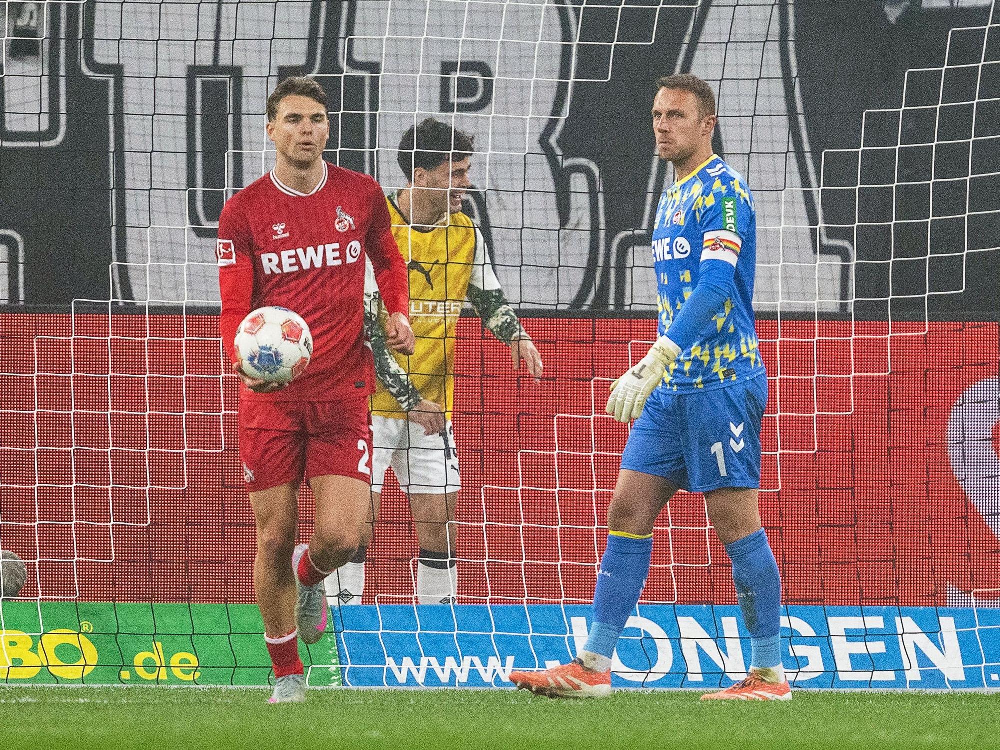 Joel Schmied und Marvin Schwäbe beim Derby.