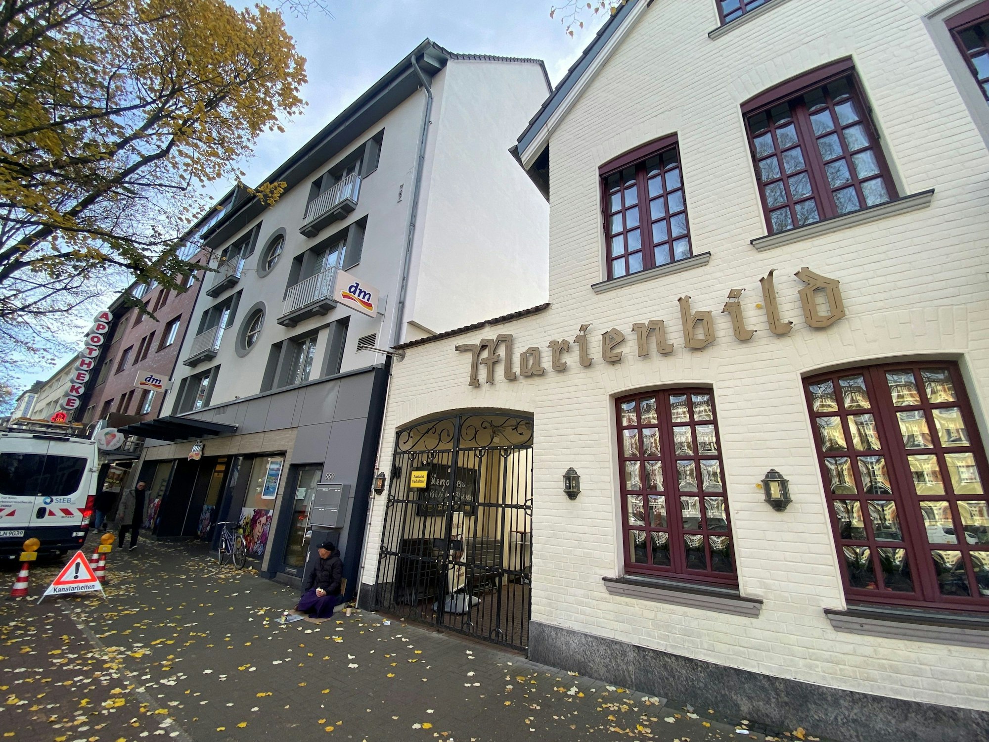 Die Gaststätte Marienbild und das angrenzende Gebäude in Köln.