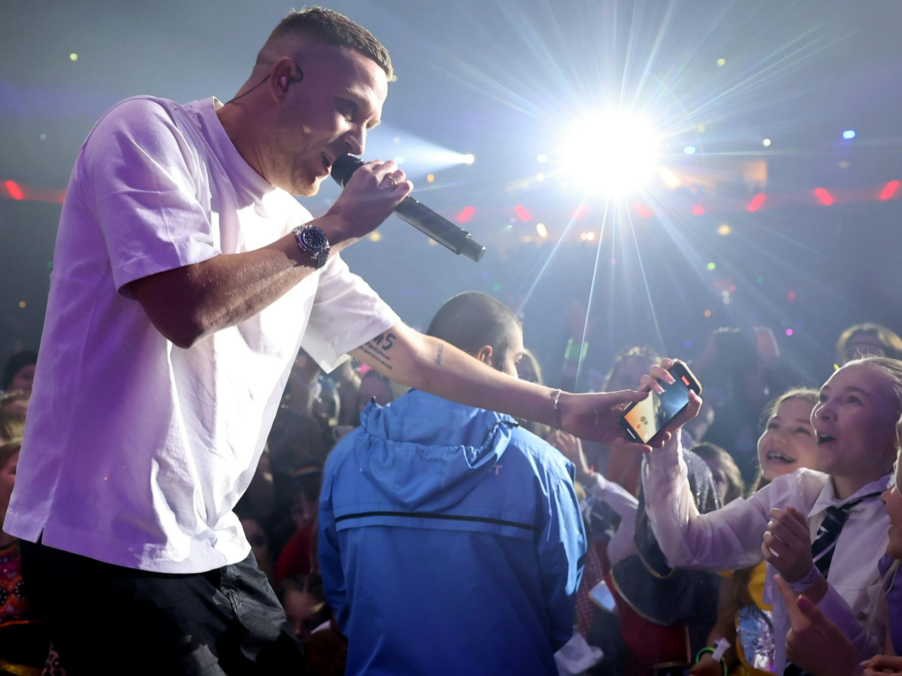 Mo Torres singt bei der 6. Lachende Pänzarena