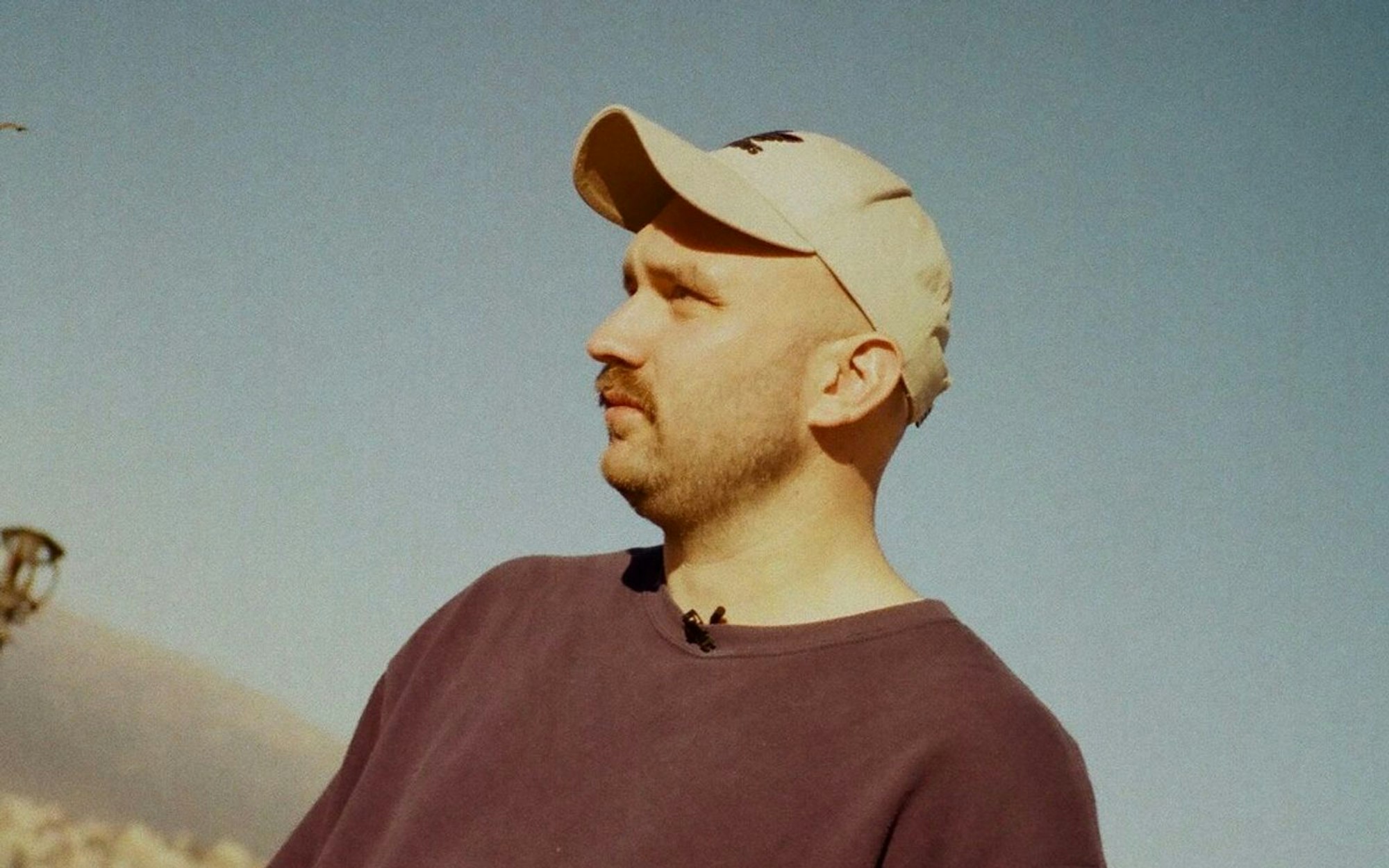 Auf der Reise durch Syrien besucht Martin Lautwein auch seine einstige Zelle im Geheimdienstgefängnis Palestine Branch: „Ich habe zeitweise gedacht, in meiner Zelle wäre ein Dämon.“ (Bild: Joyn)