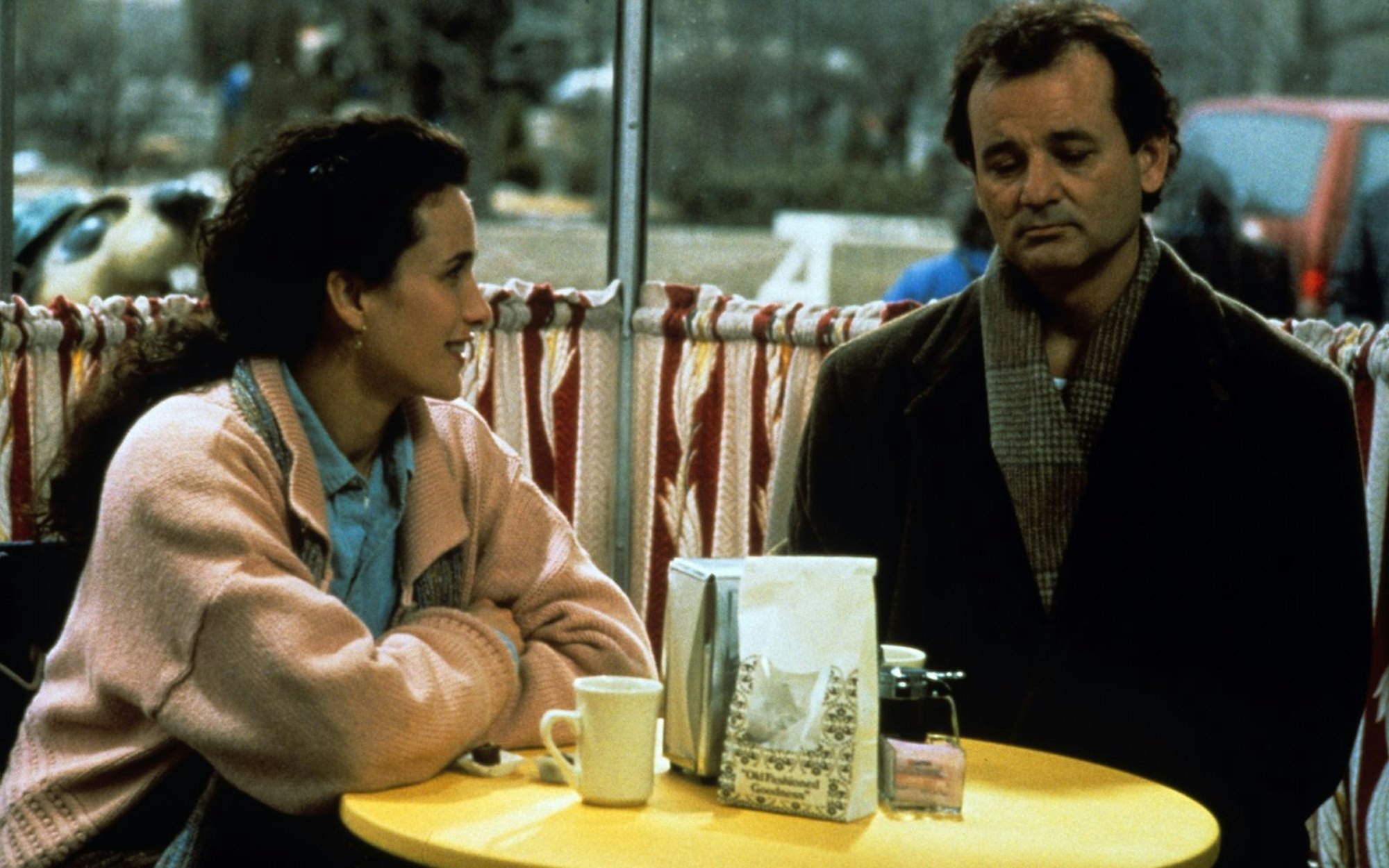 Bill Murray drehte mit „Und täglich grüßt das Murmeltier“ (1993) von Harold Ramis eine der schönsten Komödien Hollywoods. Seine Kollegin in dem aberwitzigen Film: Andie McDowell (Bild). (Bild: Sony Pictures)