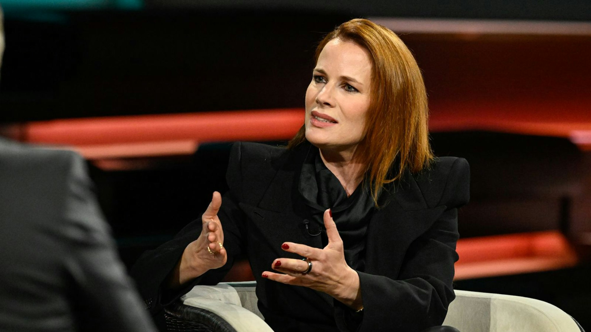 Die Bedrohungslage heute sei „klarer als je zuvor“, sagte Politikwissenschaftlerin Florence Gaub. (Bild: ZDF / Markus Hertrich)