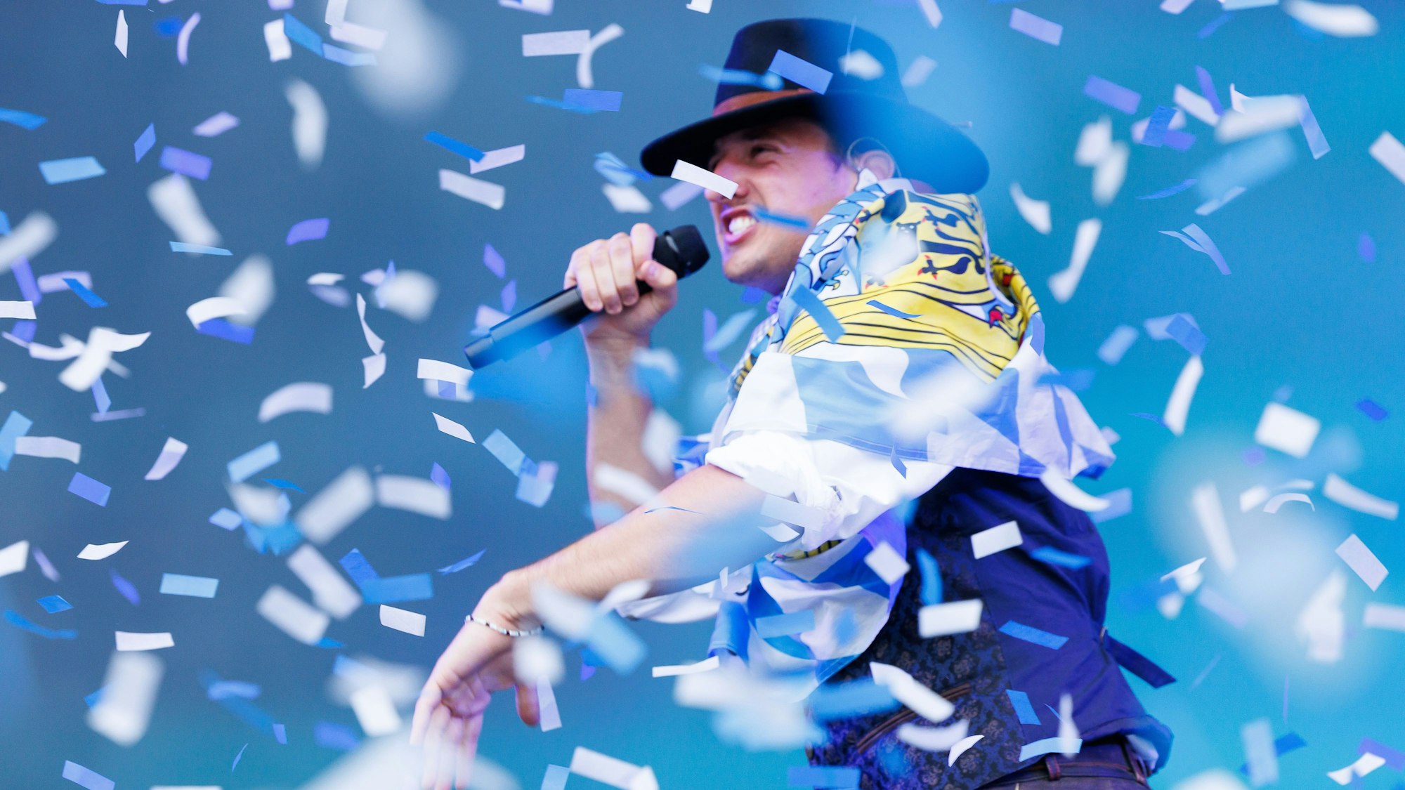 Rapper Tream im Konfettiregen