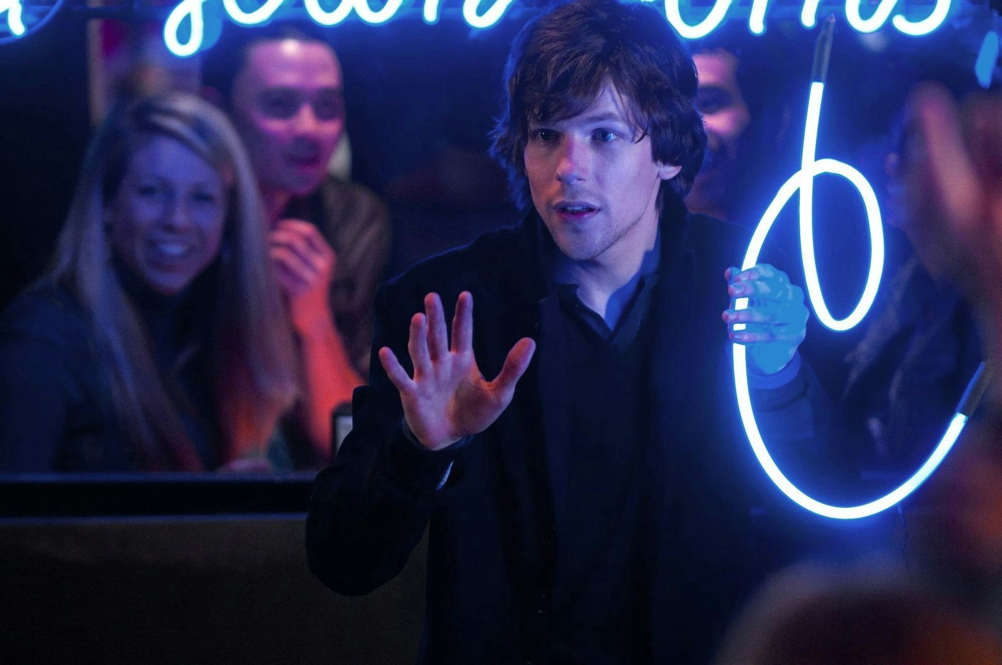 Bereits im ersten Teil „Die Unfassbaren - Now You See Me“ zauberte Jesse Eisenberg als J. Daniel Atlas. (Bild: 2013 Concorde Filmverleih GmbH)