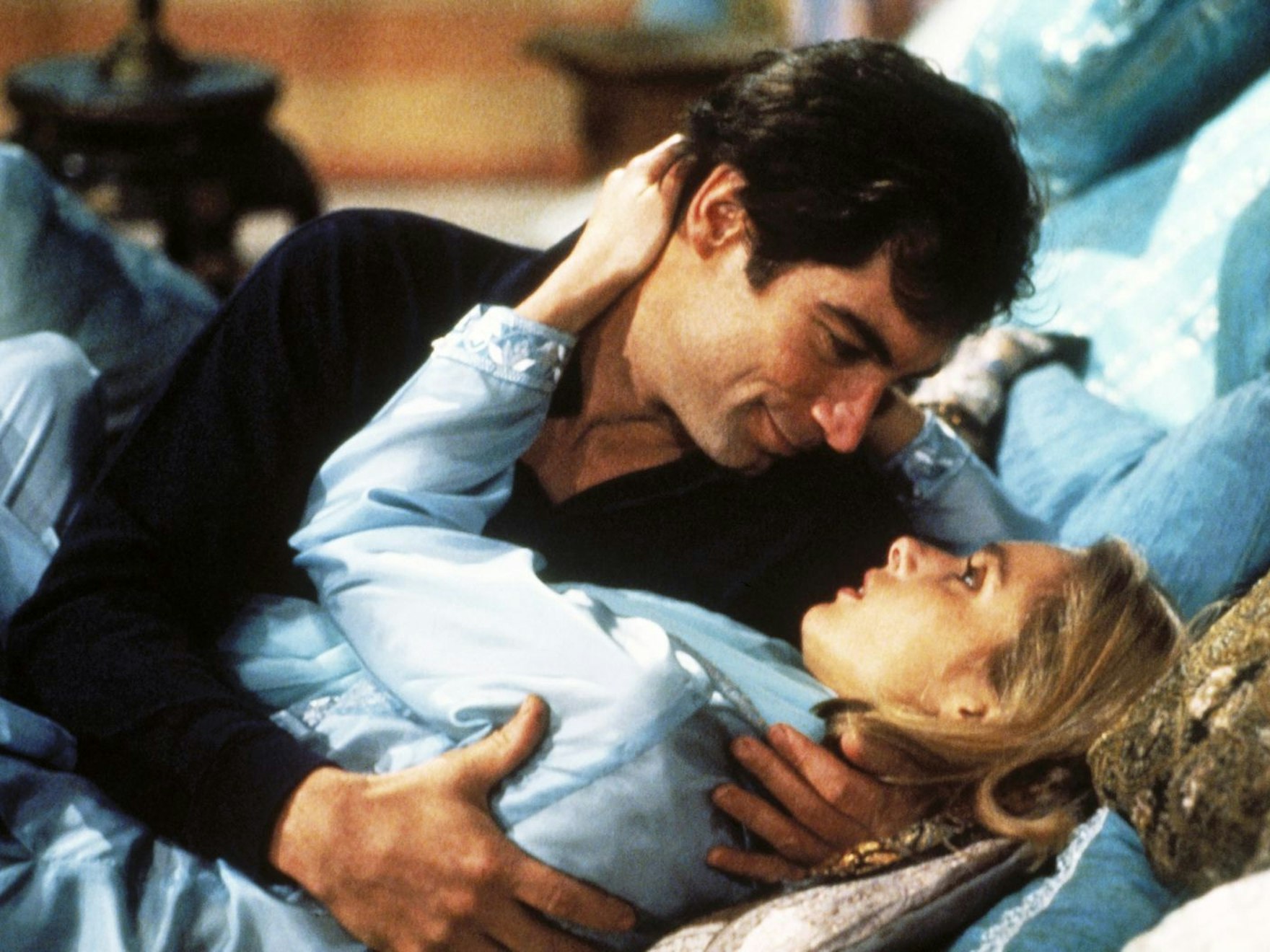 Timothy Dalton durfte nur zweimal den britischen Geheimagenten spielen. (Bild: TVNOW / 1987 Danjaq, LLC and Metro-Goldwyn-Mayer Studios Inc.)