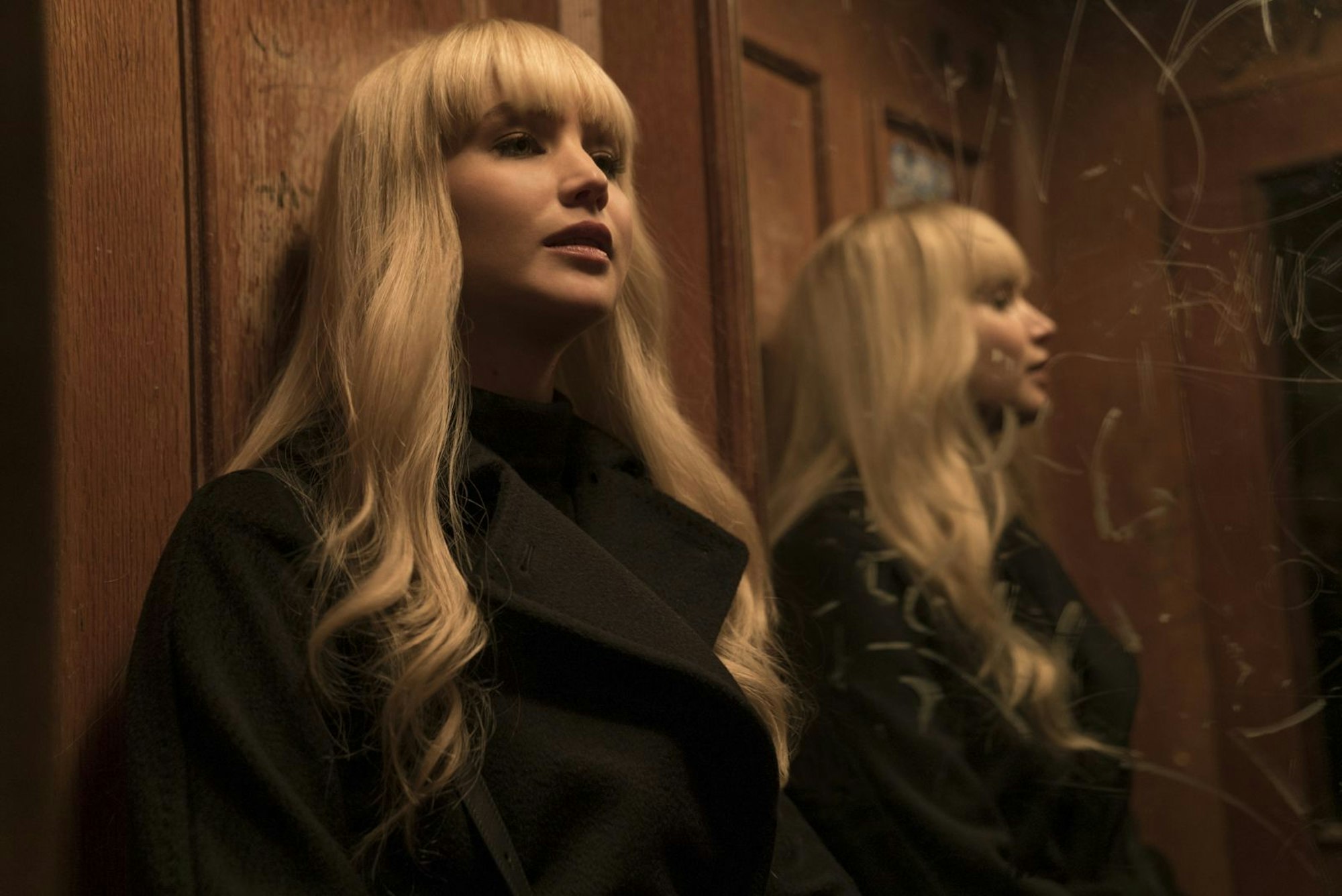 In „Red Sparrow“ sah man Jennifer Lawrence wieder auf ganz neue Weise - denn sie wird zur russischen Geheimagentin, knallhart und verführerisch. (Bild: 2018 Twentieth Century Fox)
