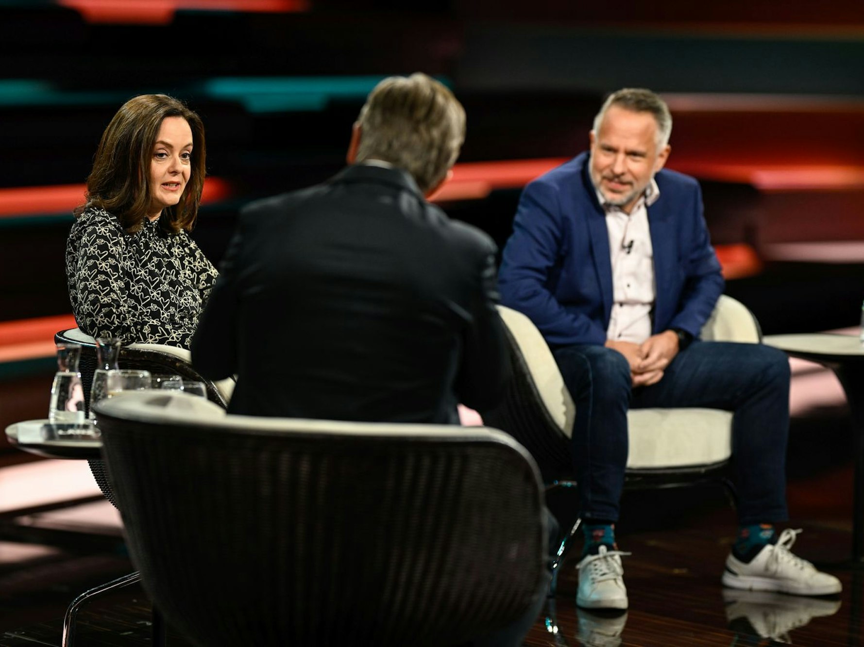 Journalistin Julia Löhr kritisierte am Donnerstagabend die Wirtschaftspolitik der Bundesregierung scharf. (Bild: ZDF / Markus Hertrich)