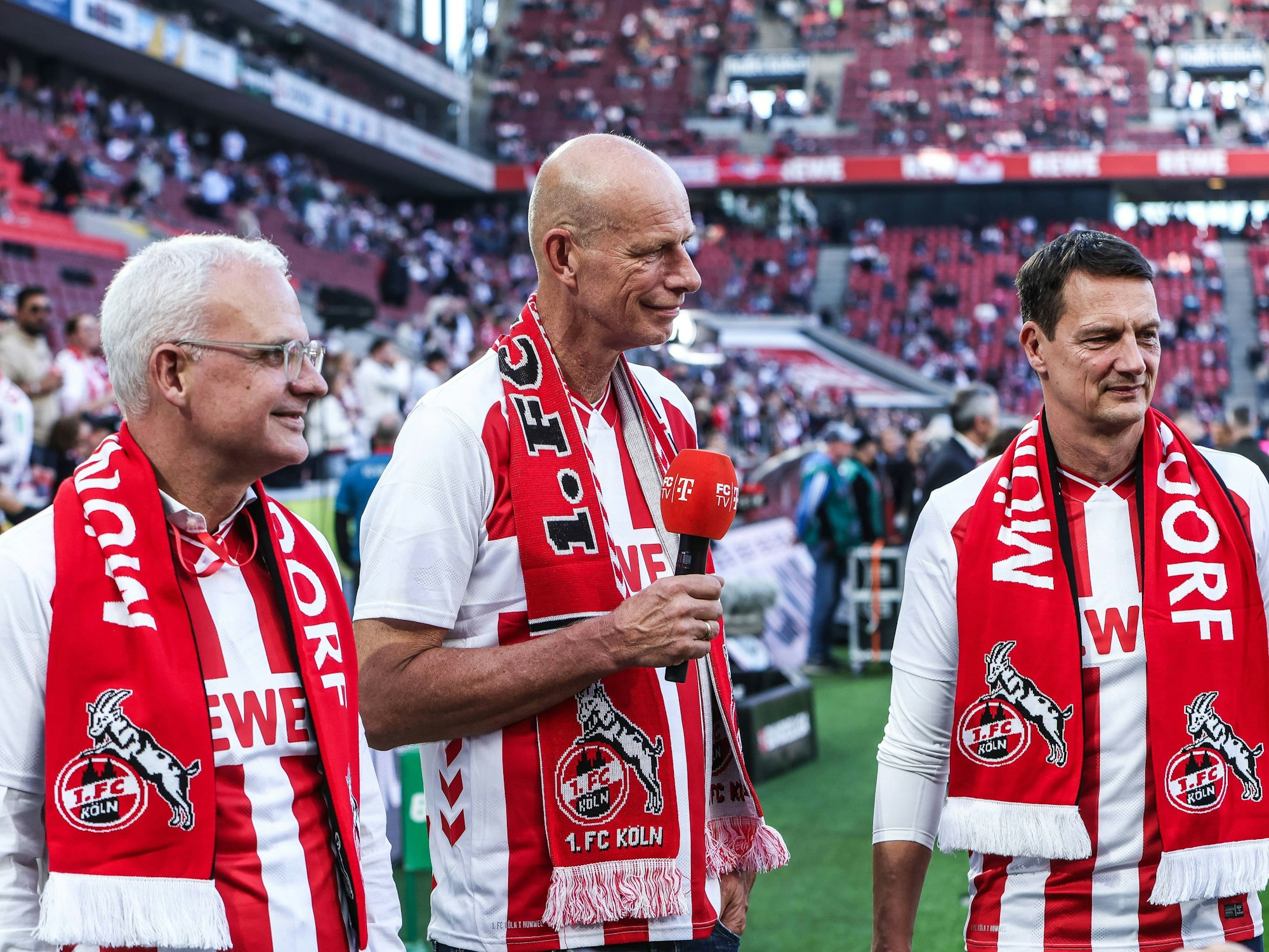 Das neue Präsidium des 1. FC Köln: v.l.: Vize Jörg Alvermann, Präsident Jörn Stobbe und Vize Ulf Sobek.
