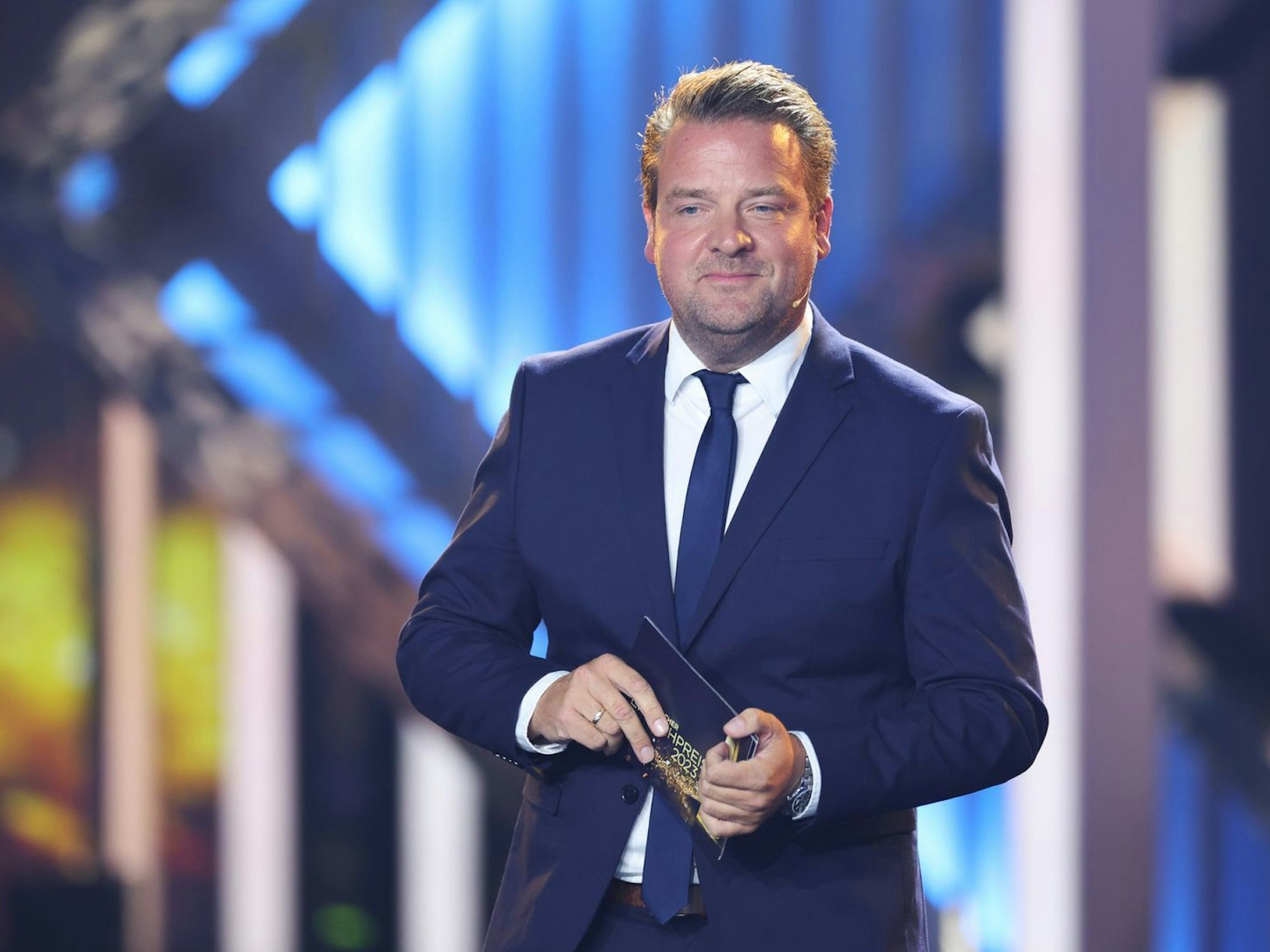 Daniel Rosemann, hier beim Deutschen Fernsehpreis 2023, ist Geschäftsführer der Raab Entertainment GmbH. (Bild: 2023 Getty Images/Andreas Rentz)
