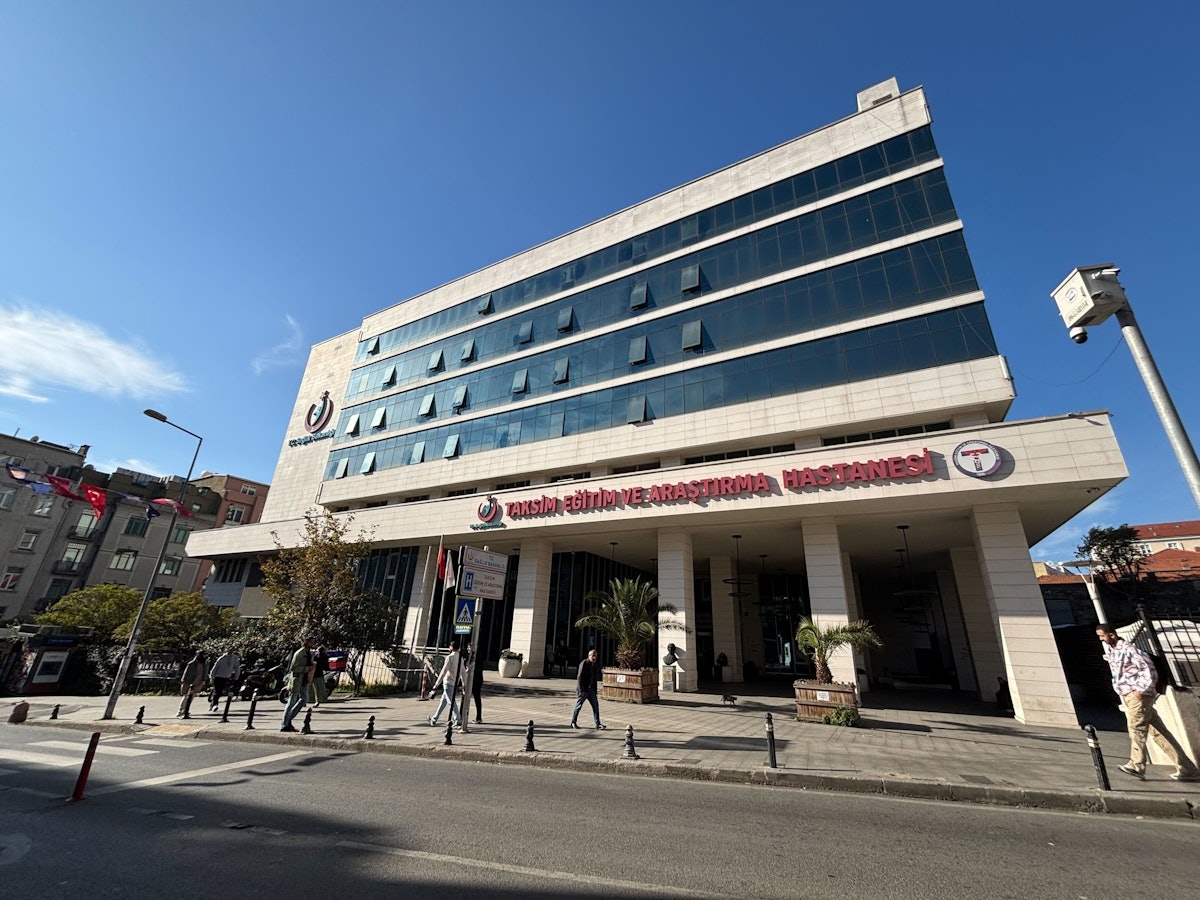 Das Taksim-Krankenhaus in Istanbul. Hier werden die Touristen nach Vergiftungserscheinungen behandelt.