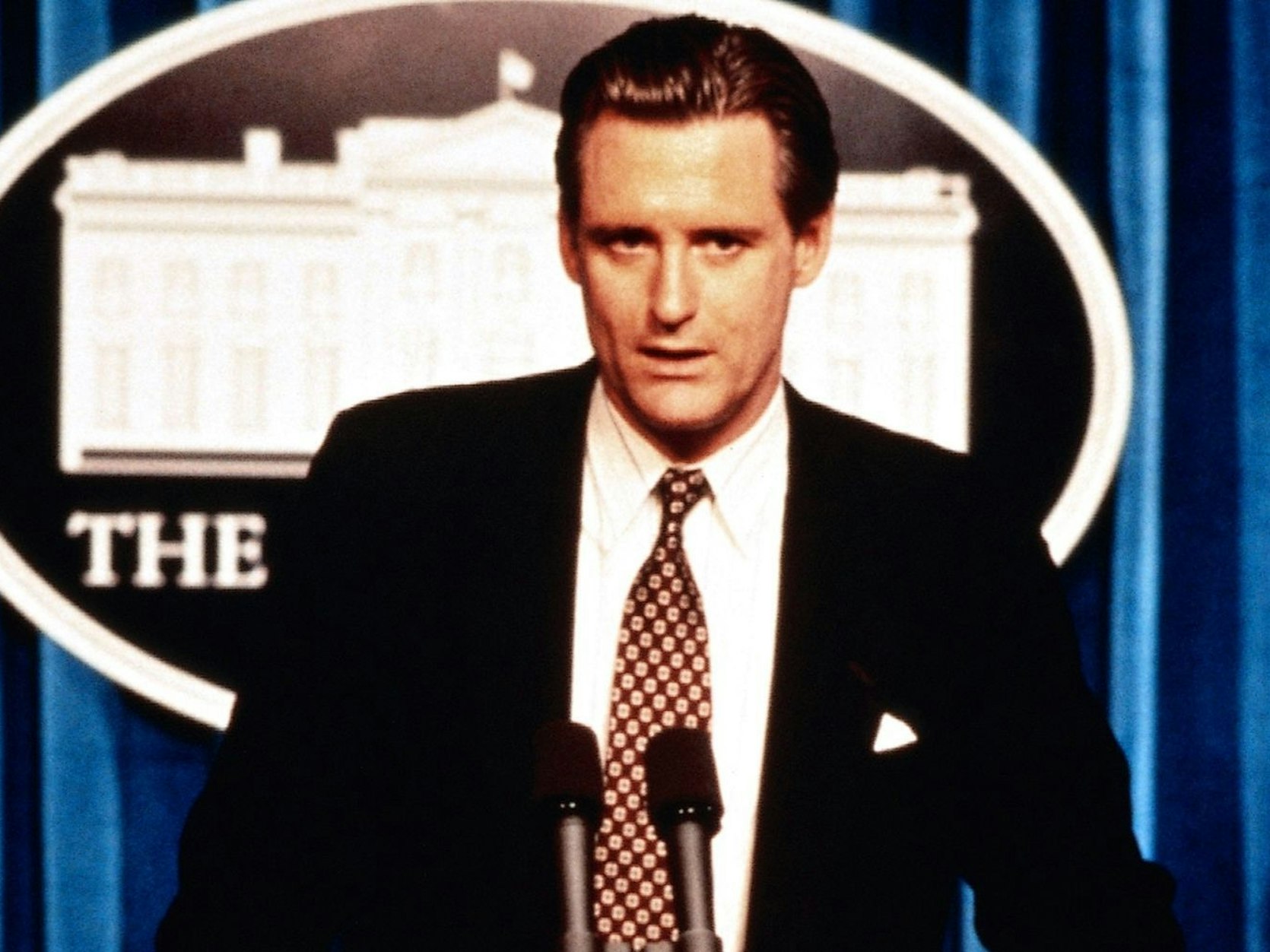 Wie man sich einen US-Präsidenten wünscht: Thomas J. Whitmore (Bill Pullman) setzt sich selbst ins Cockpit eines Kampfjets, um sich in die „größte Luftschlacht der Menschheit“ zu stürzen. (Bild: Fox)