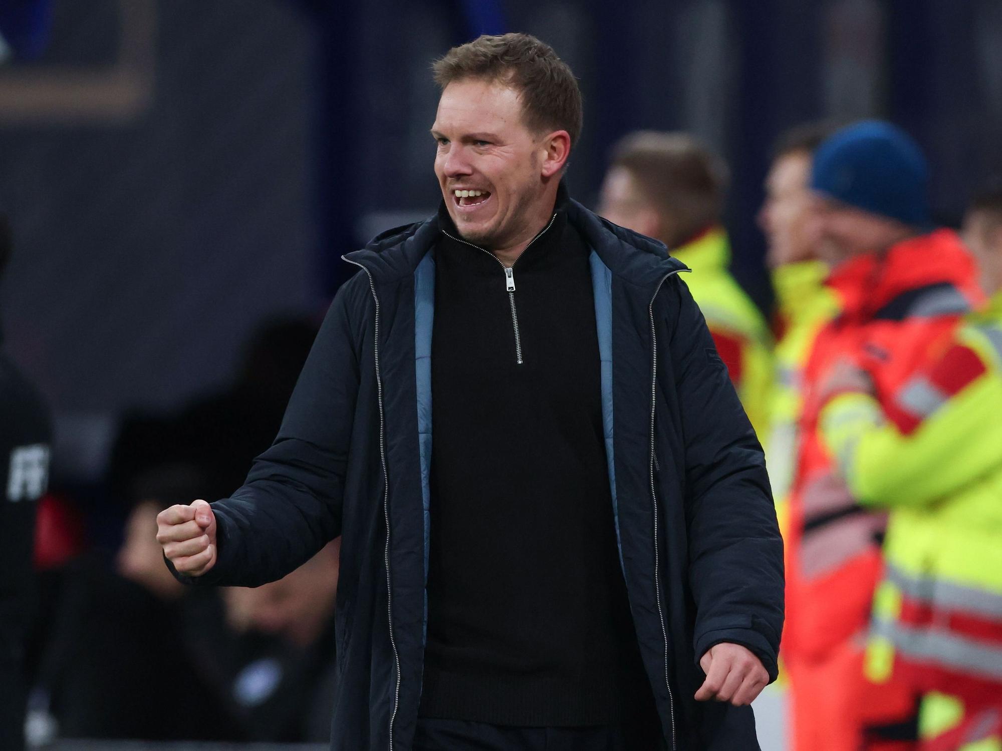 Bundestrainer Julian Nagelsmann jubelt an der Seitenlinie.