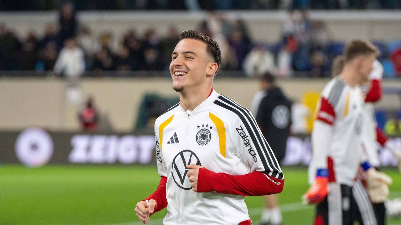 Said El Mala beim Deutschland-Training auf dem Platz.