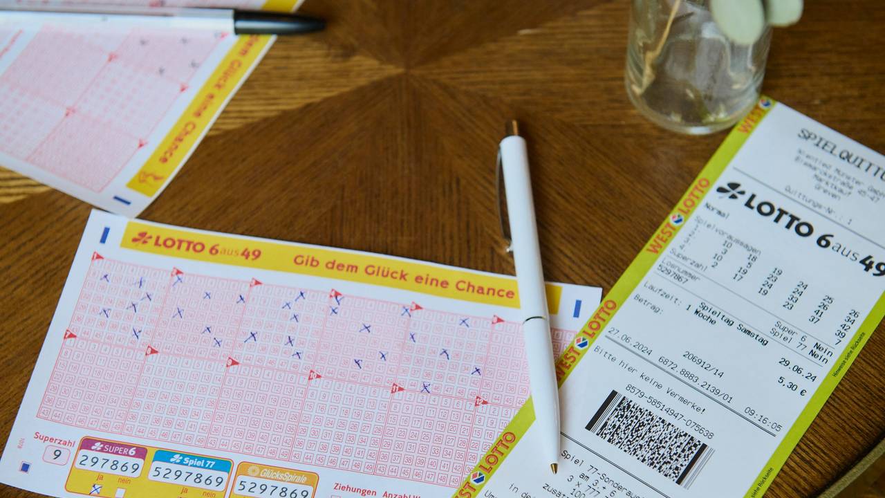 Millionen-Treffer in NRW: Ein Lottospieler aus dem Raum Bochum traf am vergangenen Samstag (15. November) den zweiten Rang bei LOTTO 6aus49 und wird damit zum Millionär.