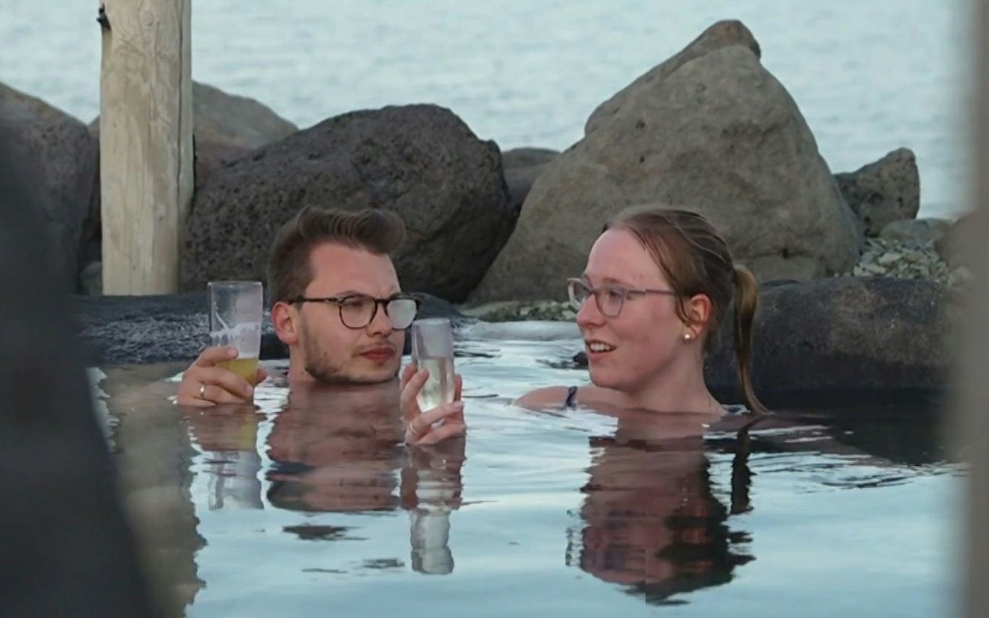 Bei Julian und Julian läuft es weiter holprig. (Bild: Joyn)