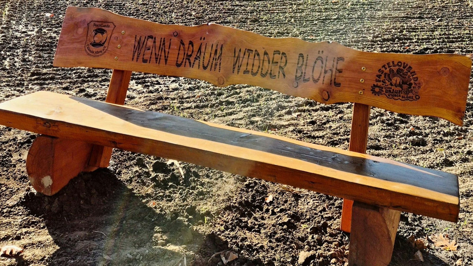 Die Bank der StattGarde Colonia Ahoj am KarneWALD.