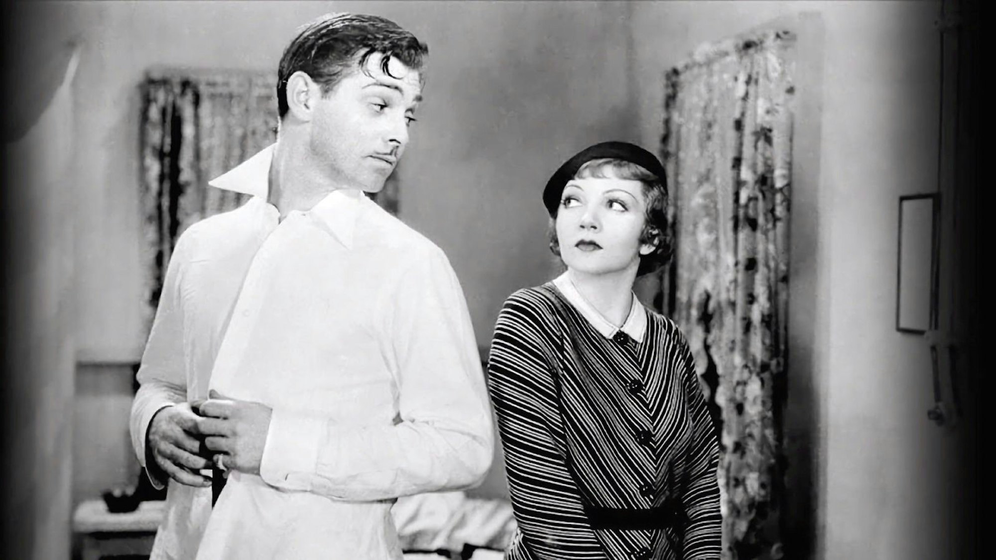 Eine Bilderbuch-Screwball-Komödie: In „Es geschah in einer Nacht“ (1934) kabbeln sich Clarke Gable und Claudette Colbert unentwegt und können doch nicht voneinander lassen. Die Zuschauer waren genauso hingererissen wie die Academy. Beide gewannen einen Oscar. (Bild: Columbia TriStar Pictures)