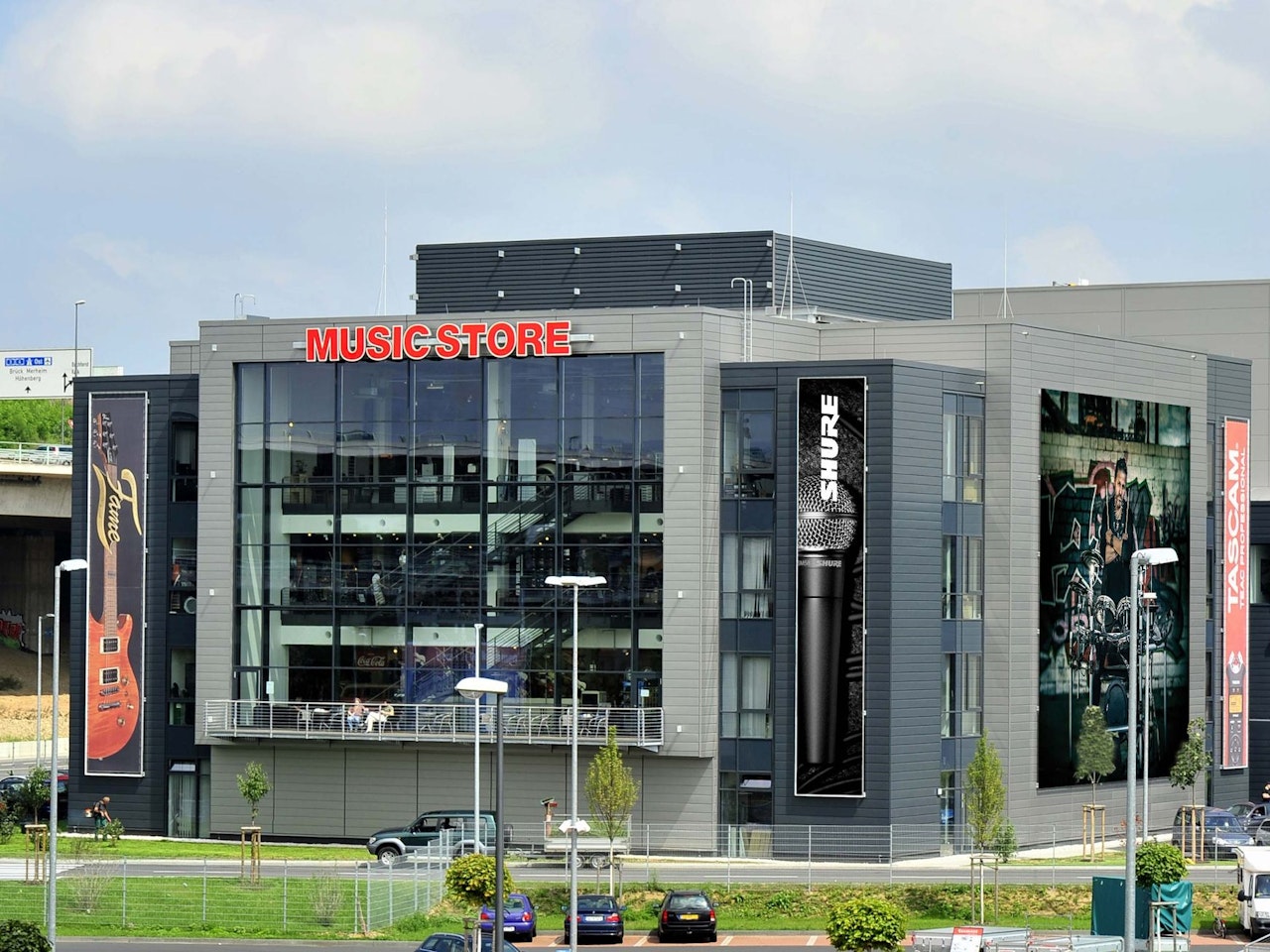 Blick auf den Music Store in Köln-Kalk.