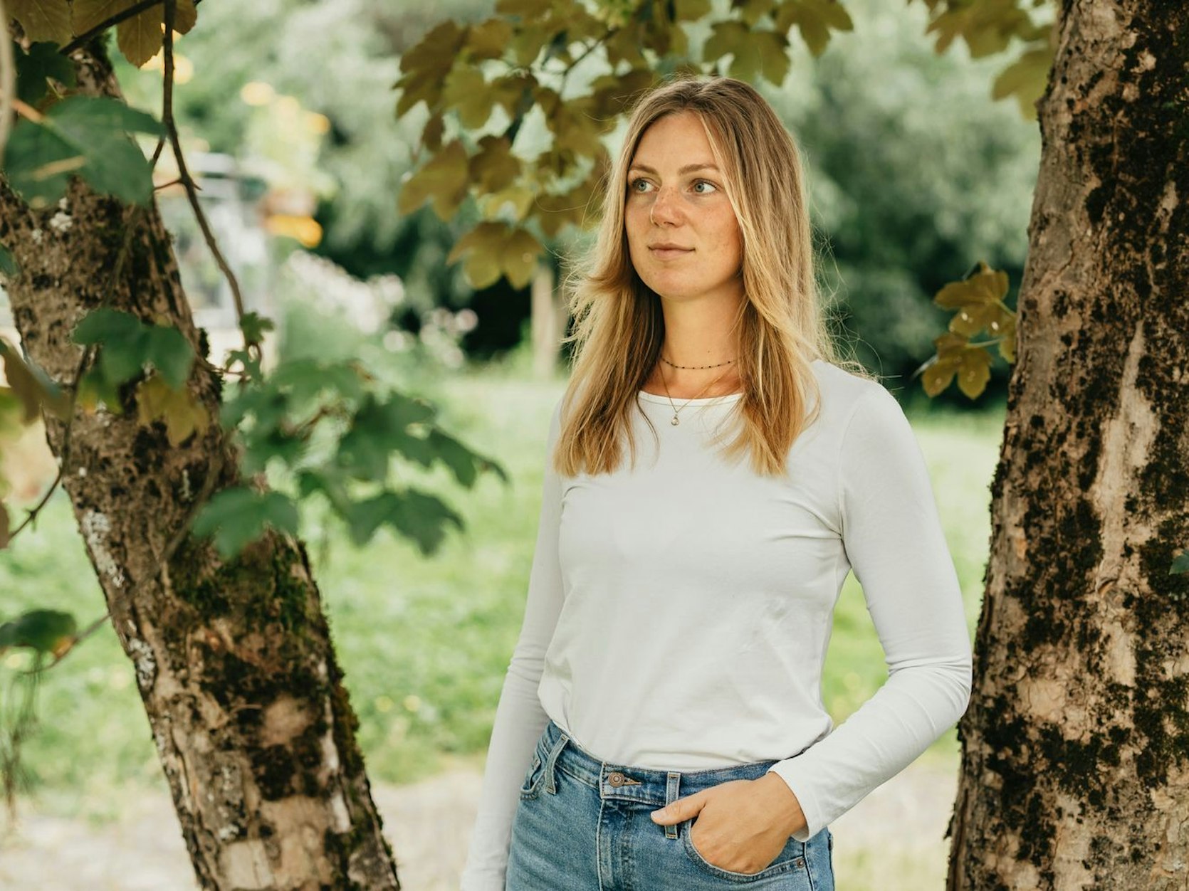 Bis heute versucht Mara vergeblich, einen Therapieplatz zu finden. Dabei bräuchte sie dringend eine Traumatherapie. (Bild: ZDF/Verena Müller)