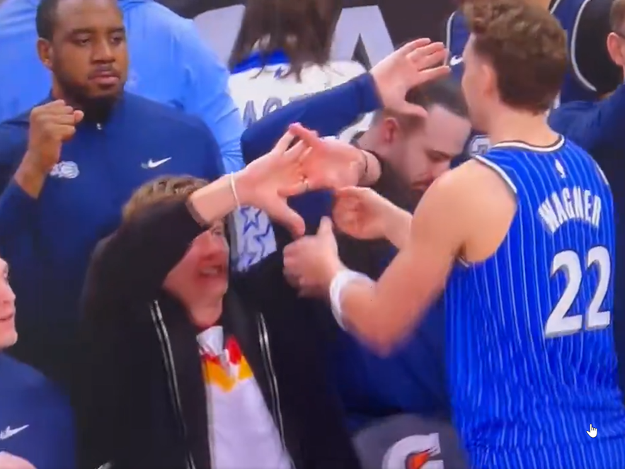 Diese Szene von Franz und Moritz Wagner sorgte nach einem NBA-Spiel für Aufsehen in den sozialen Medien.