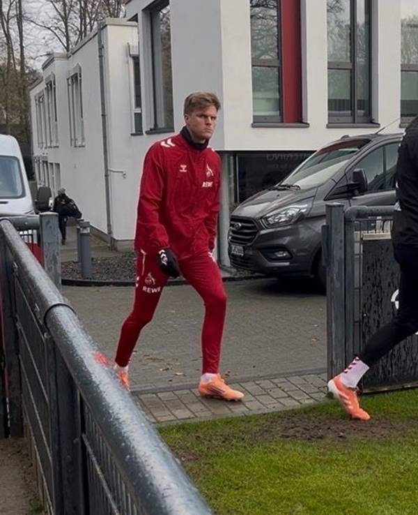 Marius Bülter am Donnerstag, 20. November 2025, beim Training des 1. FC Köln.