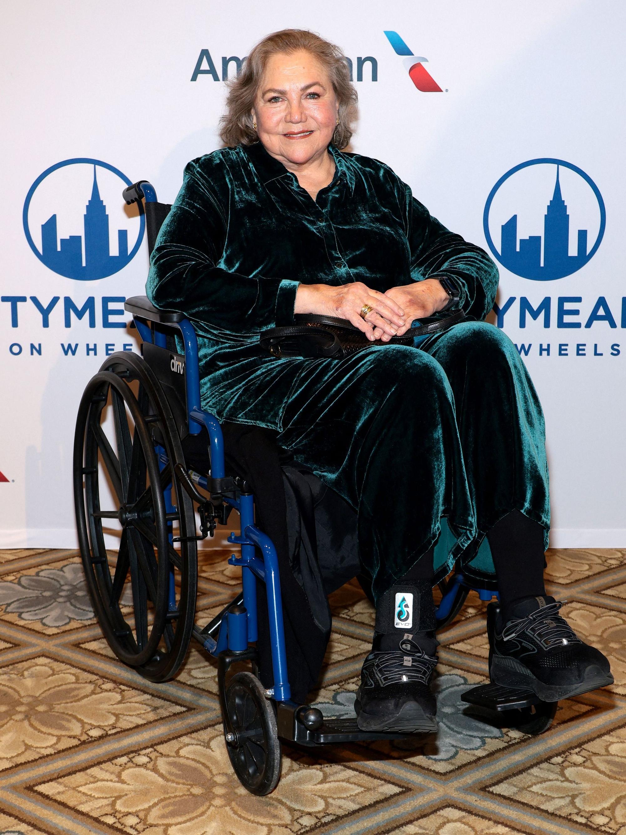 Kathleen Turner