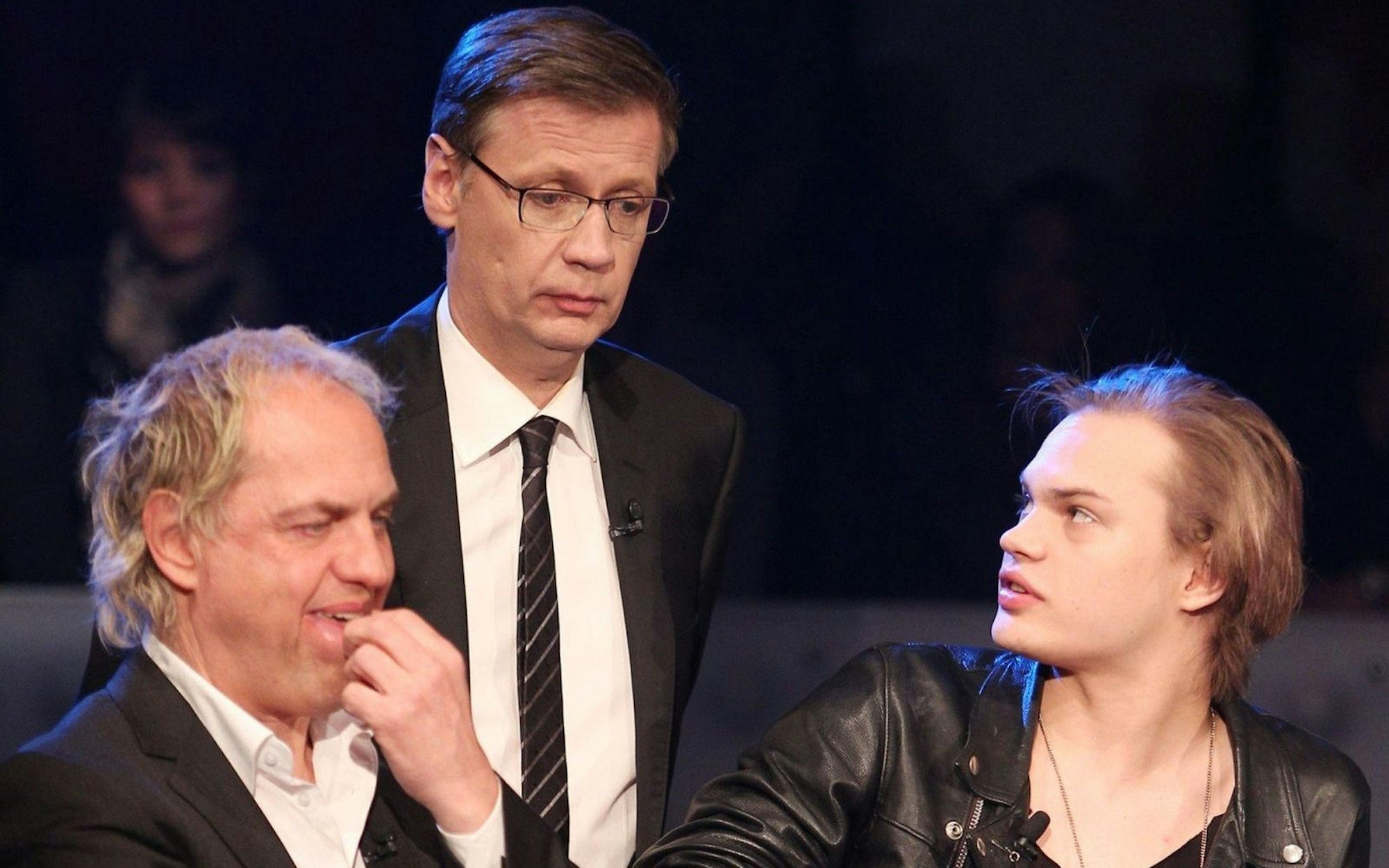 Uwe Ochsenknecht (links) und sein Sohn Wilson Gonzalez erspielten 2013 500.000 Euro für einen guten Zweck. (Bild: RTL)