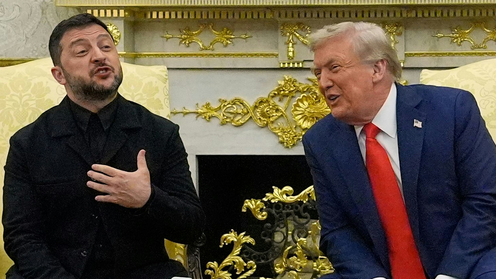 US-Präsident Donald Trump im Gespräch mit Wolodymyr Selenskyj (Archivfoto)