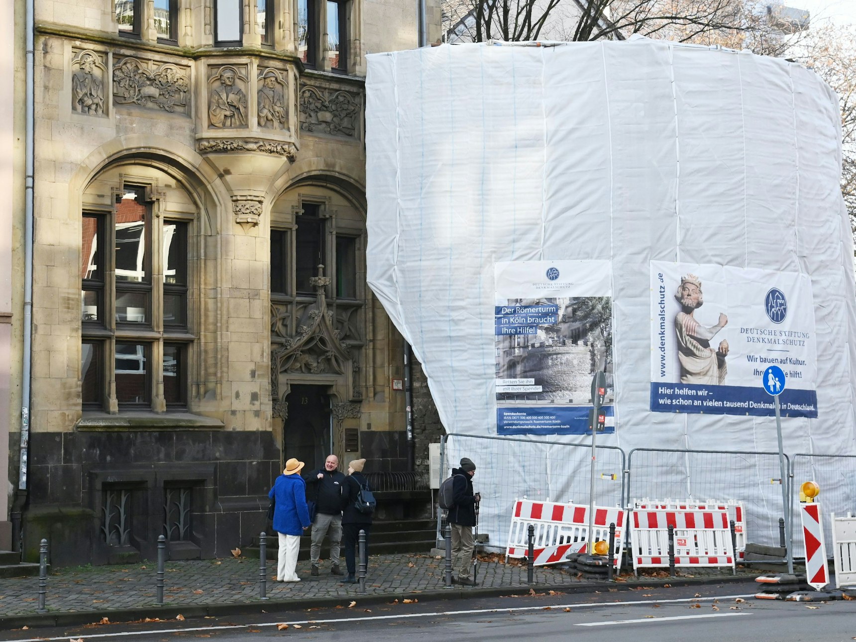 Der Römerturm in Köln wird restauriert.