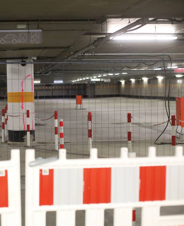 Die Stadt führt weitere Arbeiten in der Tiefgarage Am Dom durch. Es kommt zu Sperrungen.