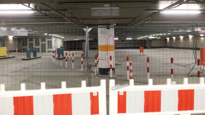 Die Stadt führt weitere Arbeiten in der Tiefgarage Am Dom durch. Es kommt zu Sperrungen.