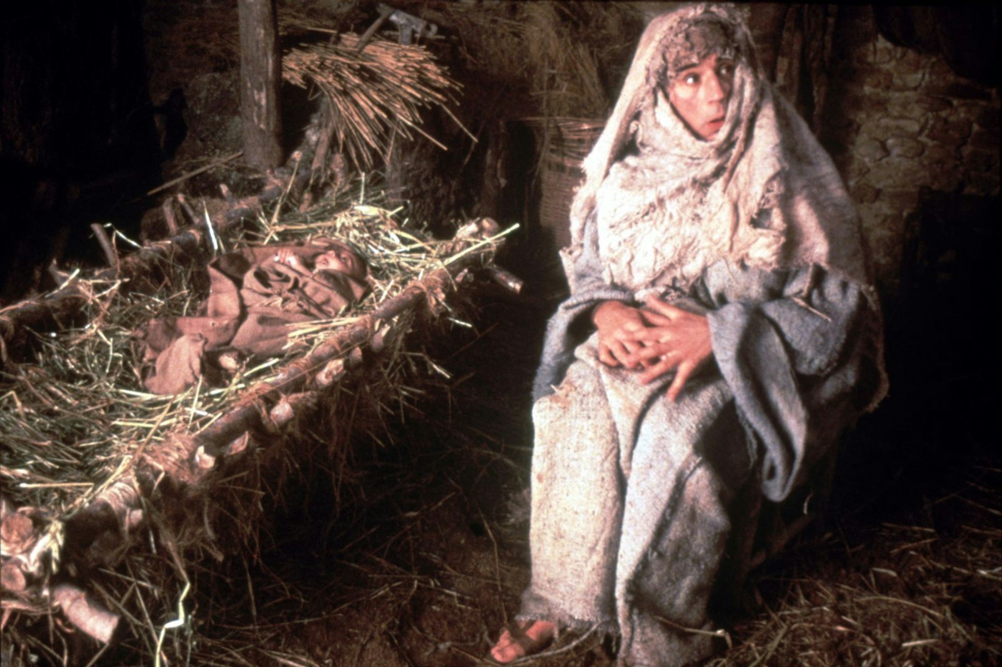 Terry Jones führte bei allen drei Python-Filmen Regie. Für immer in Erinnerung bleibt er als keifende Mutter des Titelhelden in „Das Leben des Brian“ (Bild). (Bild: Sony Pictures Home Entertainment)