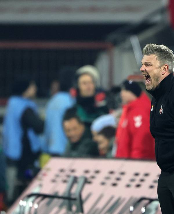 Lukas Kwasniok beim Spiel gegen Eintracht Frankfurt.