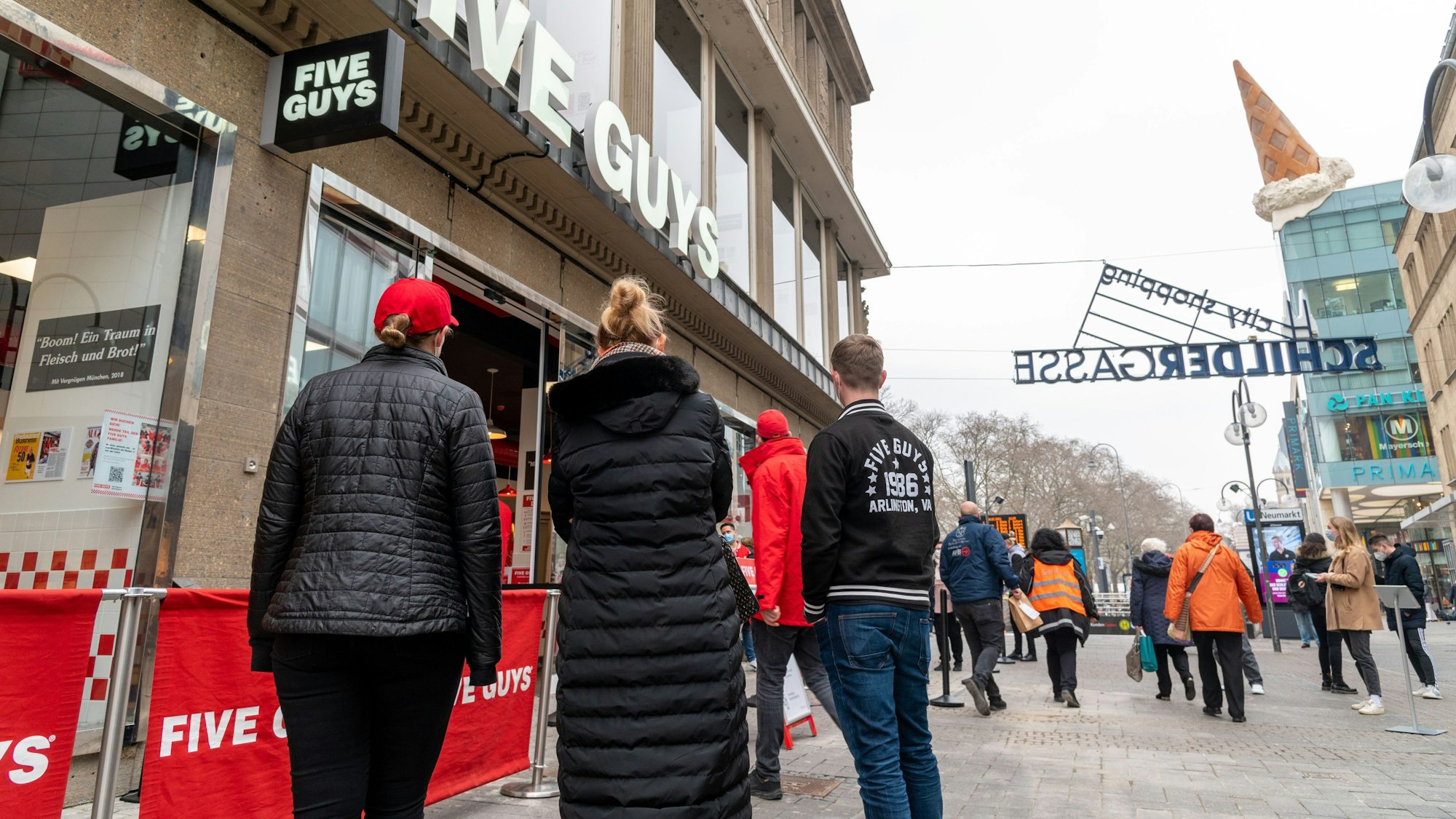 In Köln betreibt das Unternehmen drei Filialen – unter anderem eine auf der Schildergasse (Archivfoto)