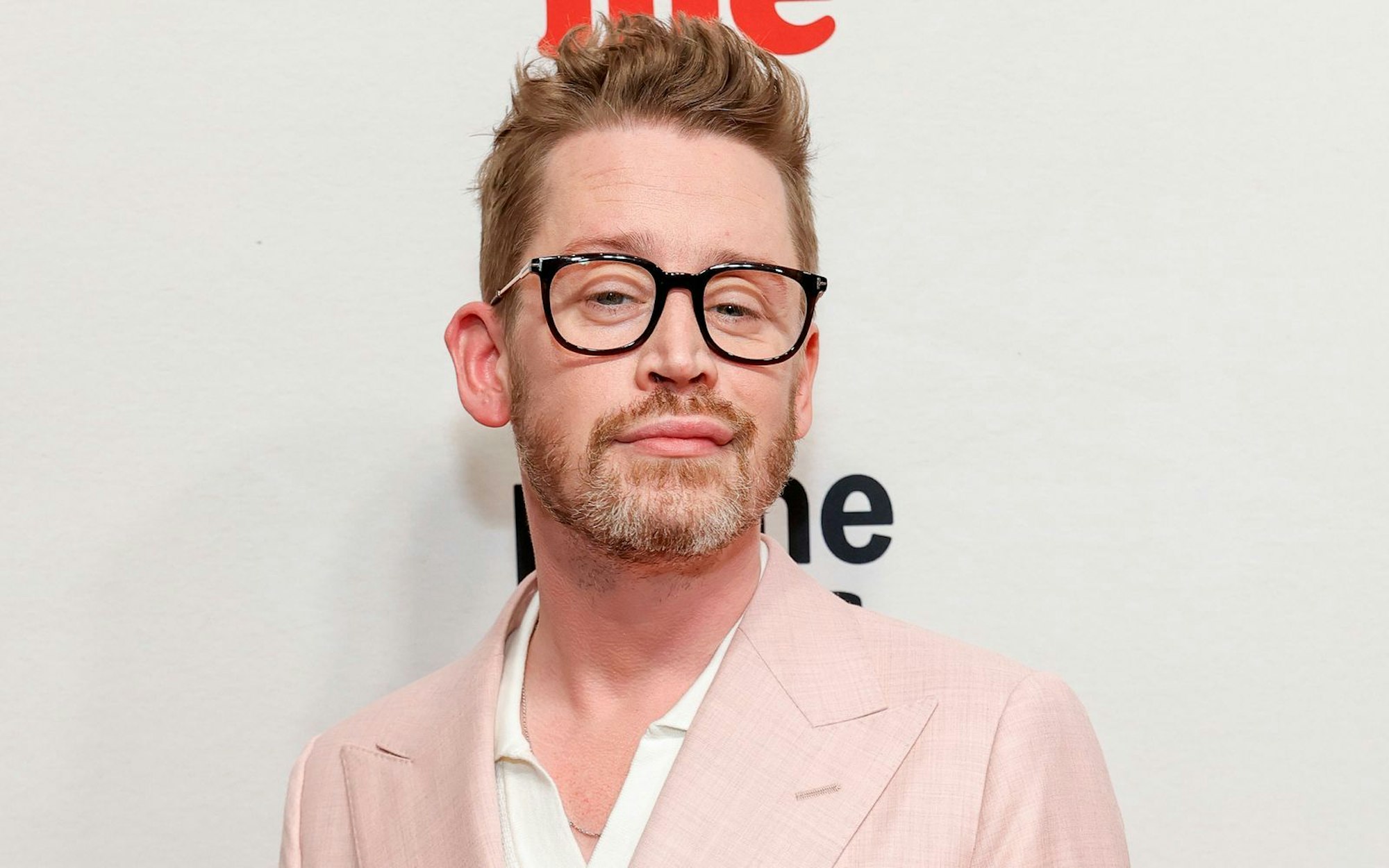 Macaulay Culkin kann sich grundsätzlich vorstellen, noch einmal in die Rolle (des dann erwachsenen) Kevin McCallister aus „Kevin - Allein zu Haus“ zu schlüpfen. (Bild: Frazer Harrison/Getty Images)