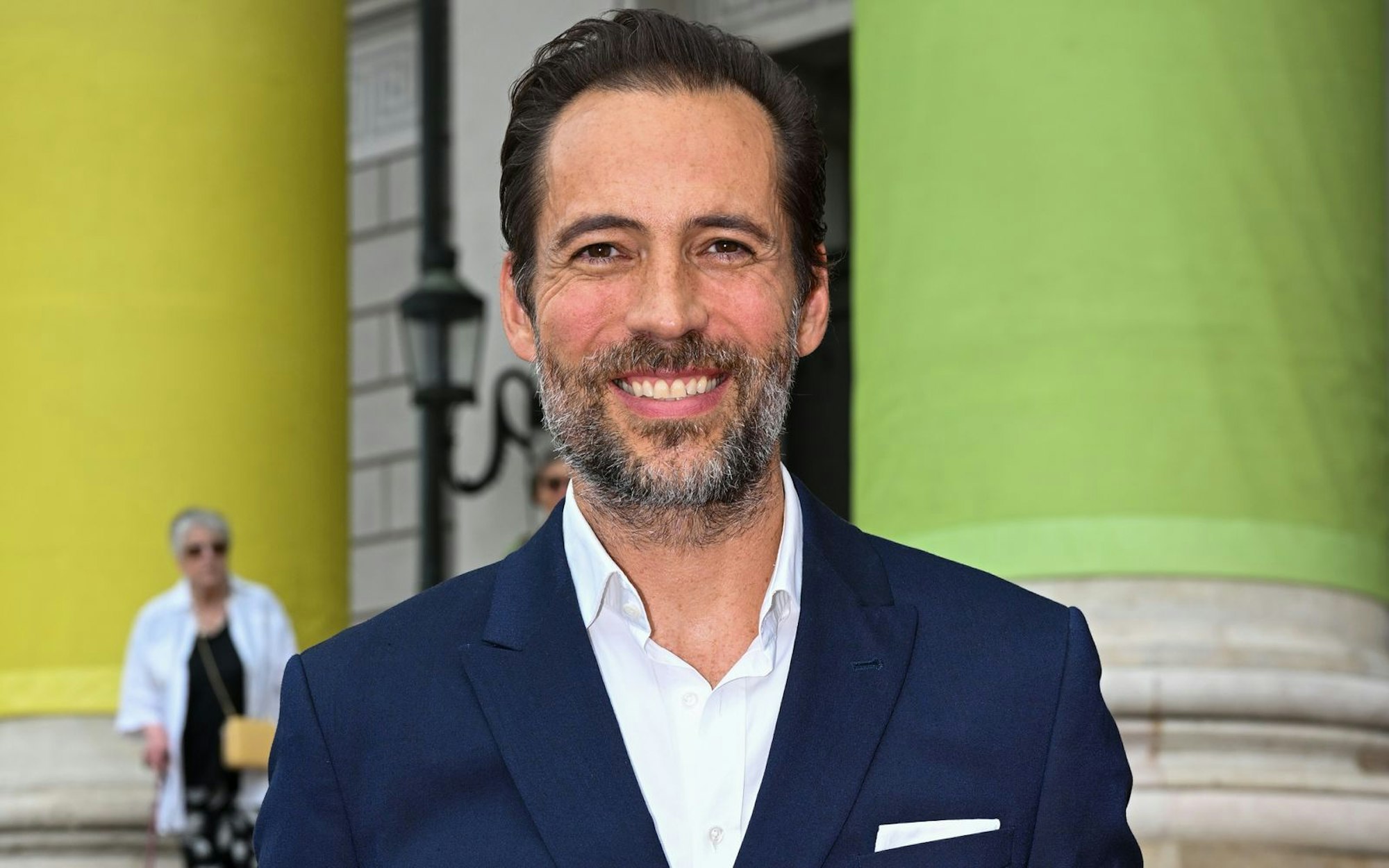 Alexander Mazza ist bis heute als Moderator, Sprecher sowie als Medien-Coach und -Dozent tätig. (Bild: Hannes Magerstaedt/Getty Images)