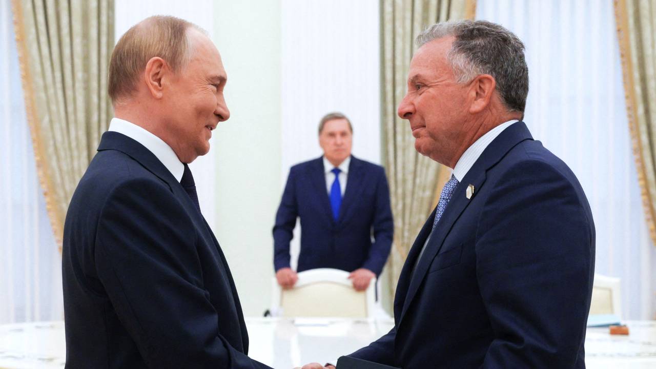 In this pool photograph distributed by the Russian state agency Sputnik, Russia's President Vladimir Putin greets US Special Envoy Steve Witkoff prior to their talks in Moscow on August 6, 2025. (Photo by Gavriil Grigorov / POOL / AFP)
