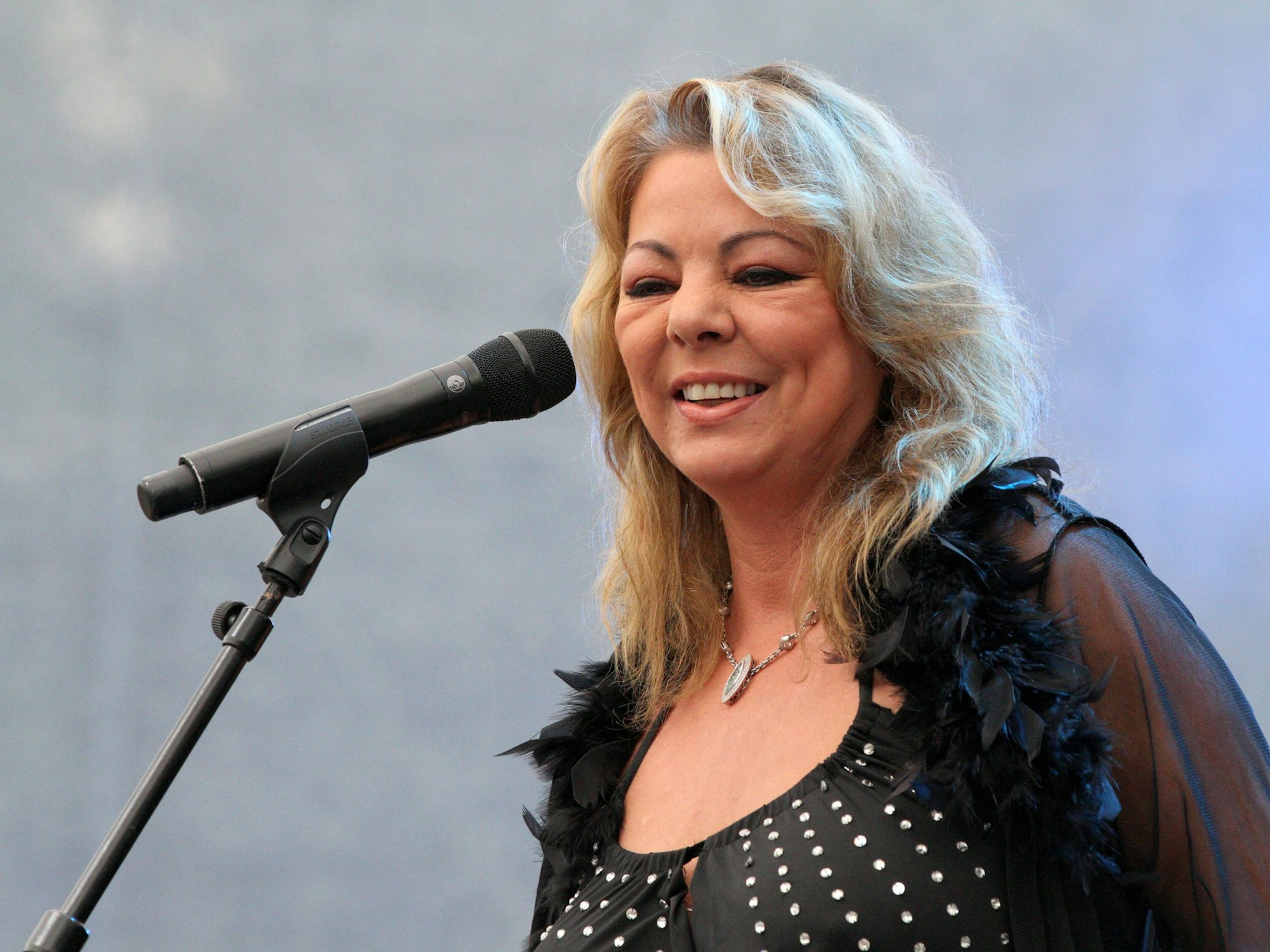 Sandra ist eine Ikone der 80er Jahre. Jetzt hat sie erstmals ausführlich über ihre schwere Krebserkrankung gesprochen.